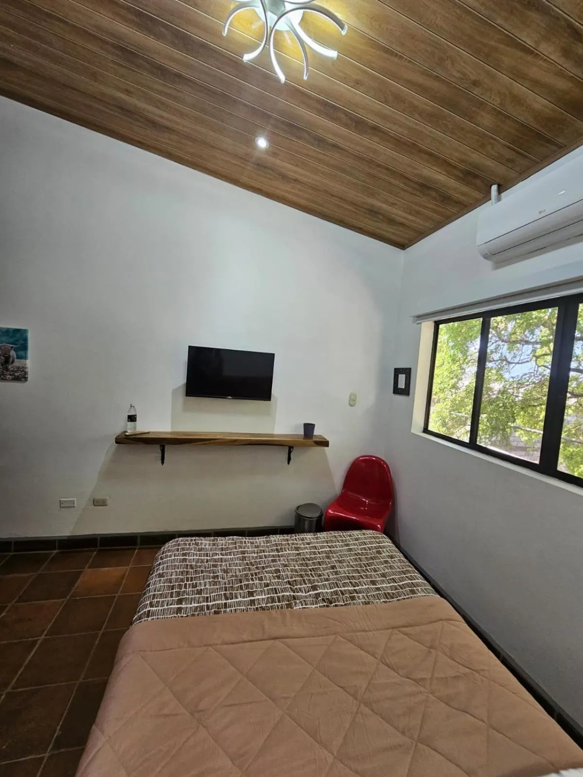 TV and multimedia, Bed in Nica Valley