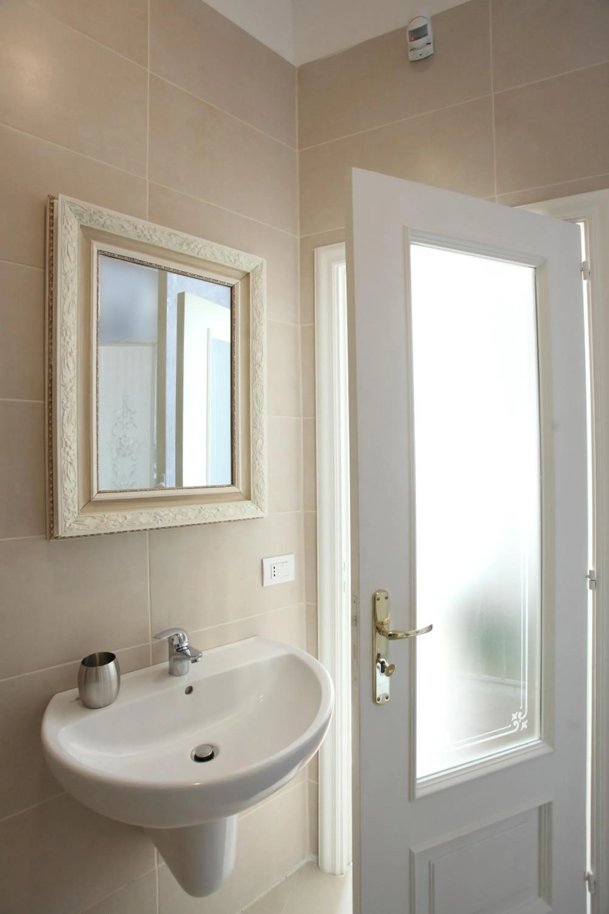 Bathroom in Napoli Pietrasanta LT