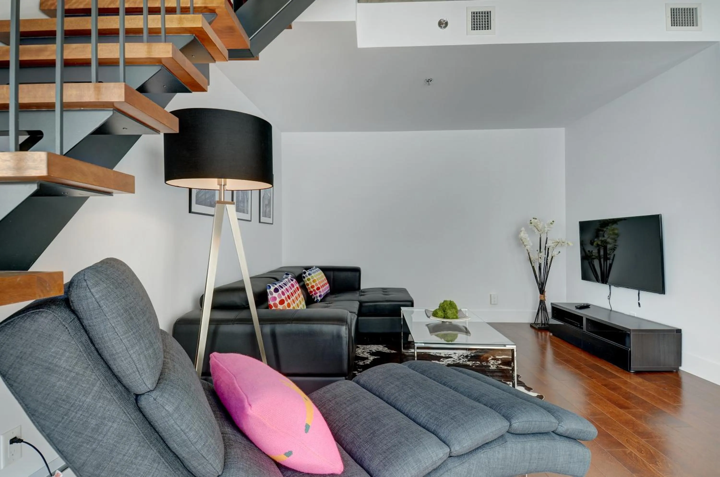 Living room in Les Immeubles Charlevoix - Le 760-506