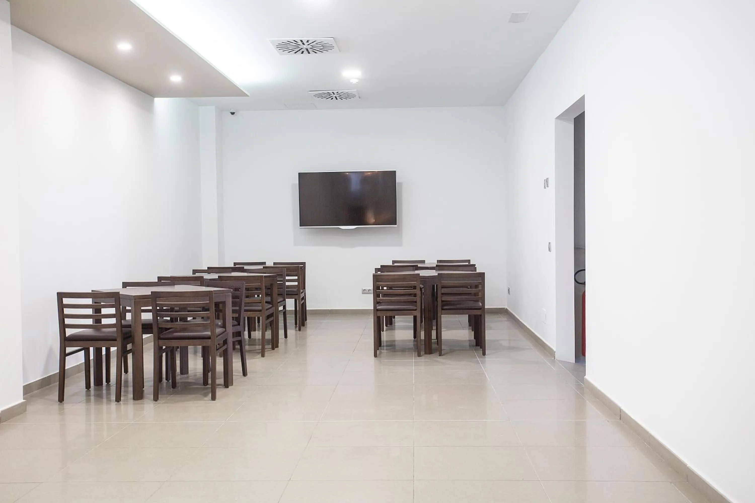 Communal lounge/ TV room in BQ Delfín Azul Hotel