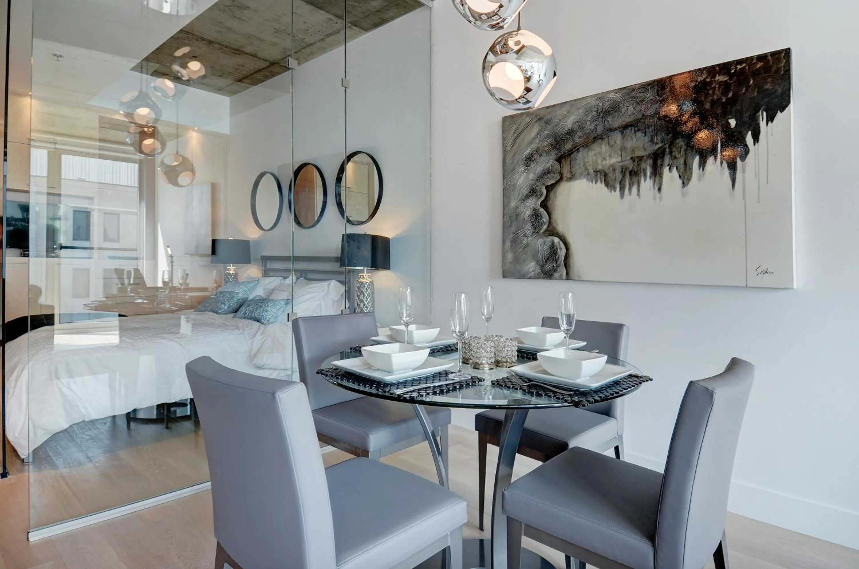 Dining area in Les Immeubles Charlevoix - Le 760-610