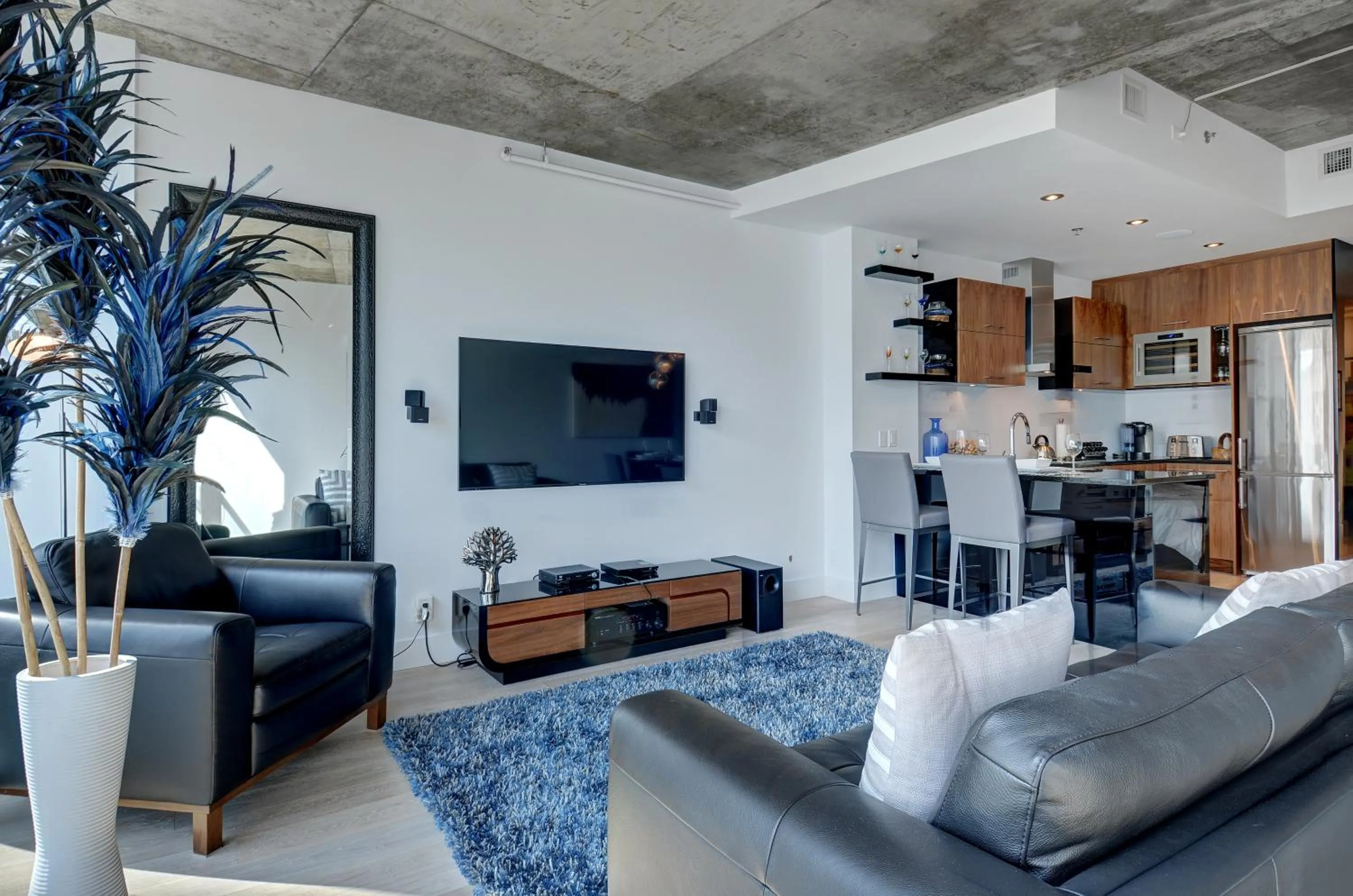 Living room in Les Immeubles Charlevoix - Le 760-610