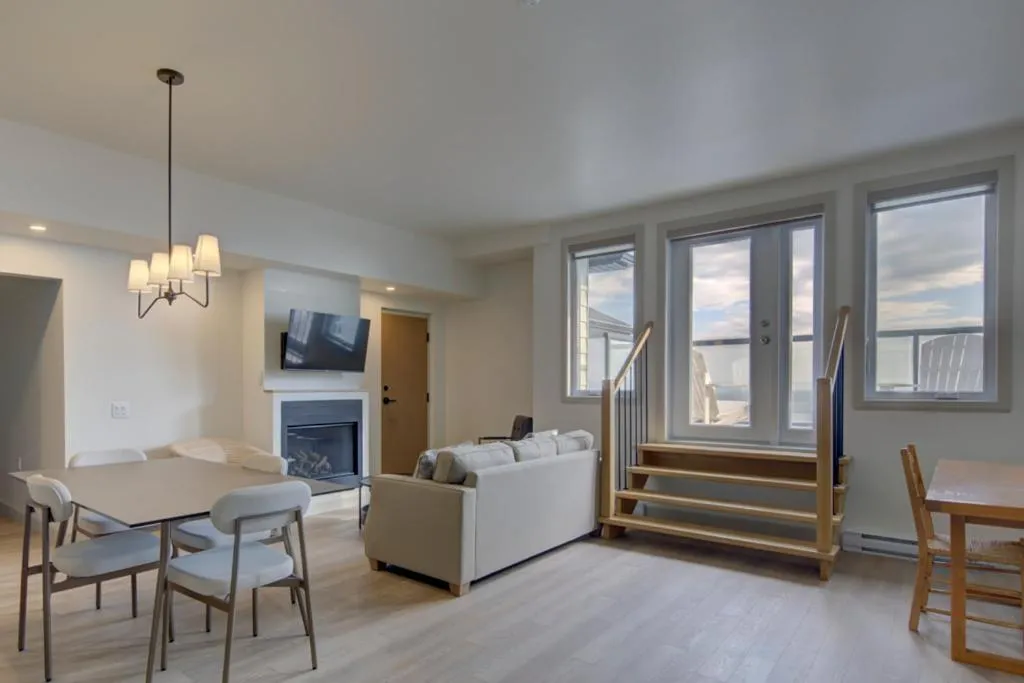 TV and multimedia in La Pinsonnière