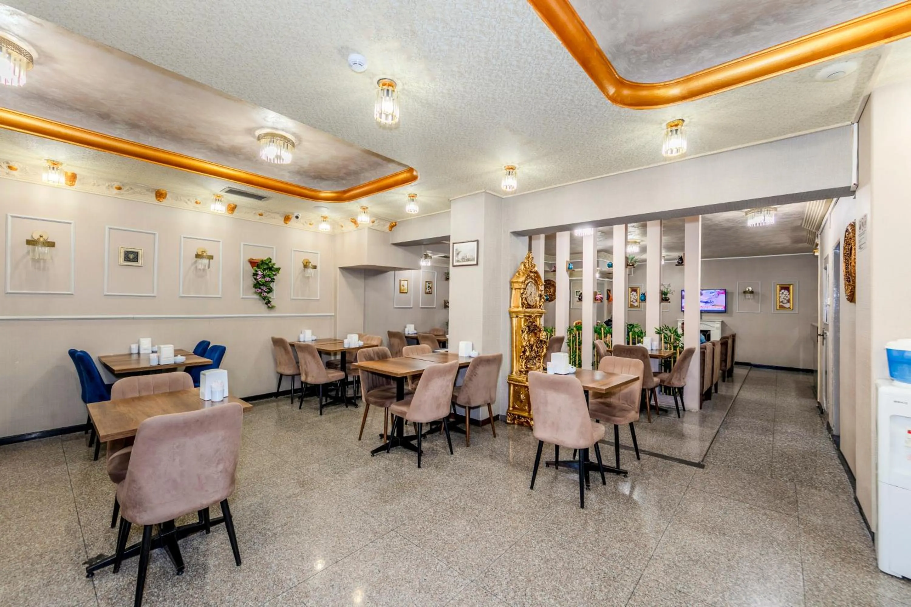 Lobby or reception in Hamit Hotel Istanbul