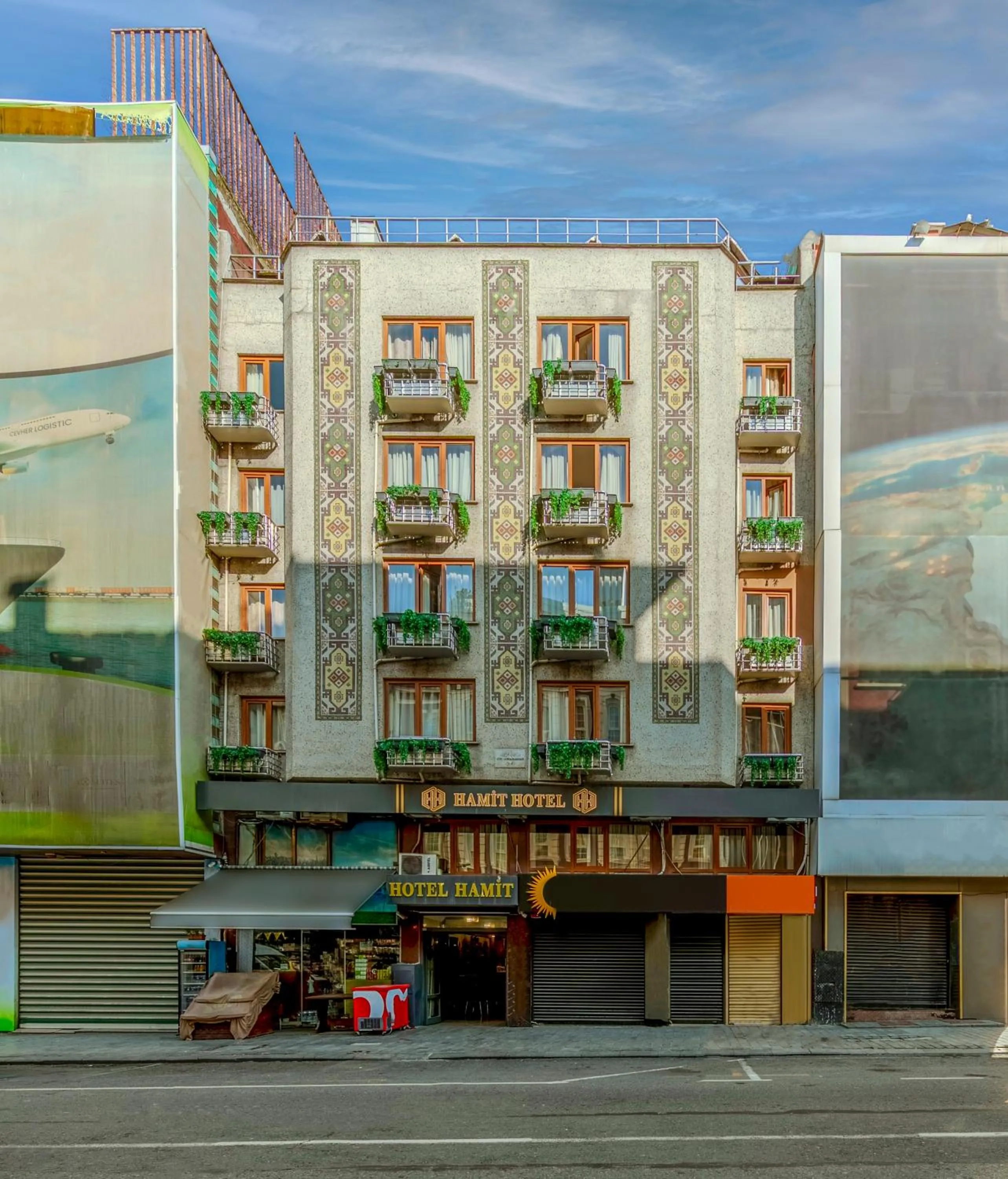 Facade/entrance in Hamit Hotel Istanbul
