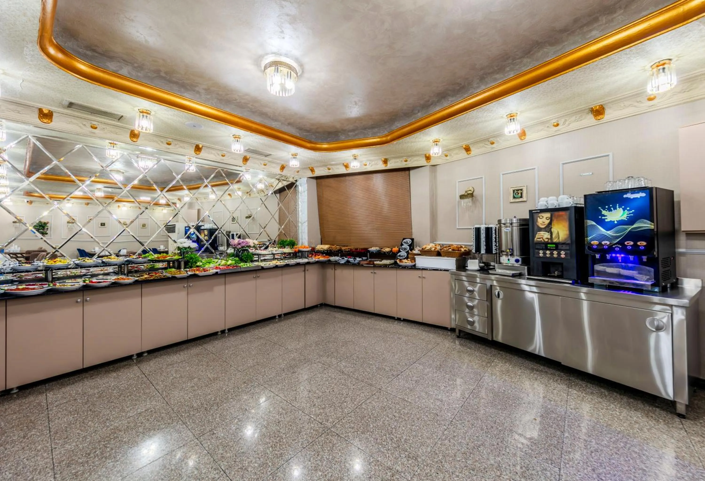 Food and drinks in Hamit Hotel Istanbul