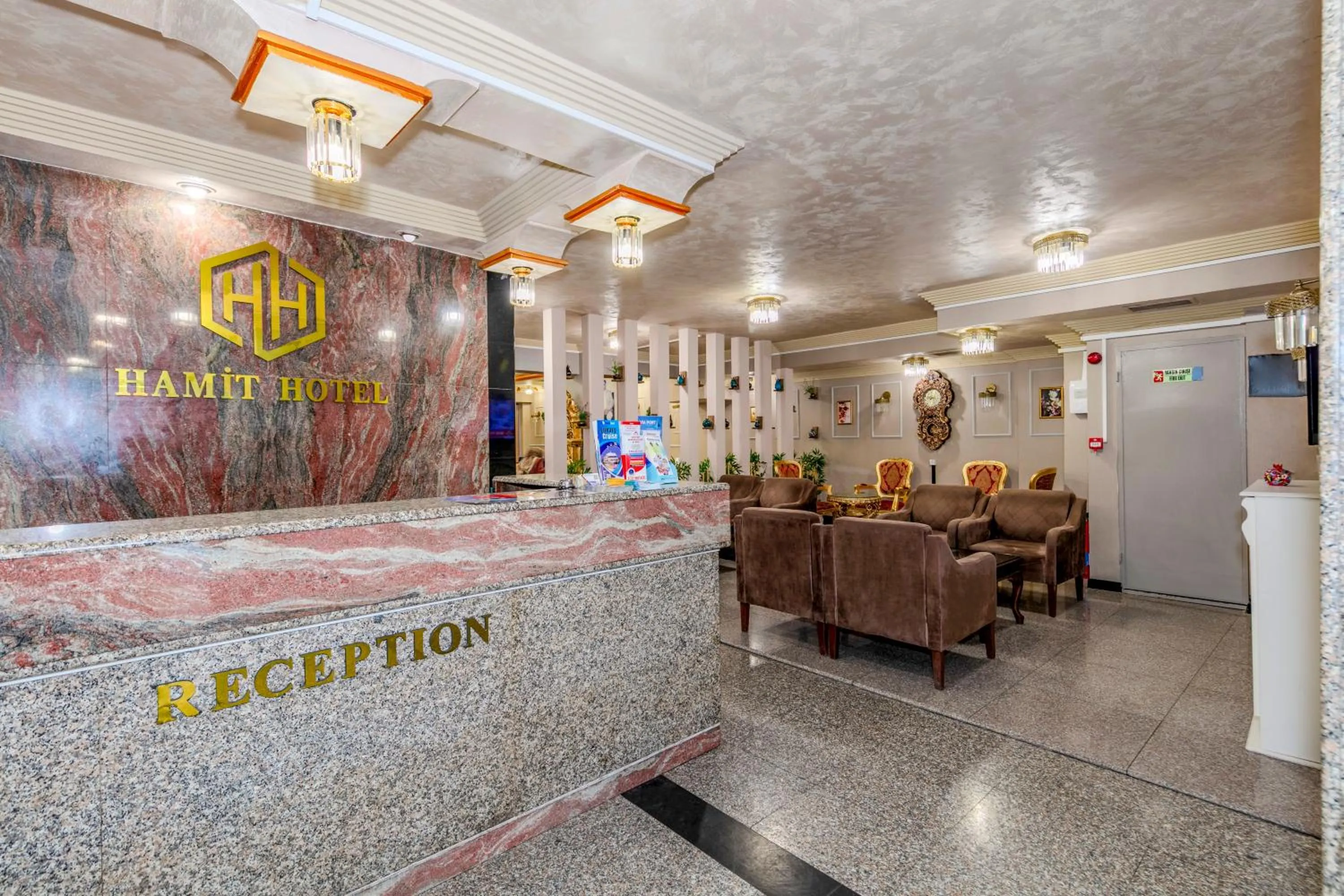 Lobby or reception in Hamit Hotel Istanbul