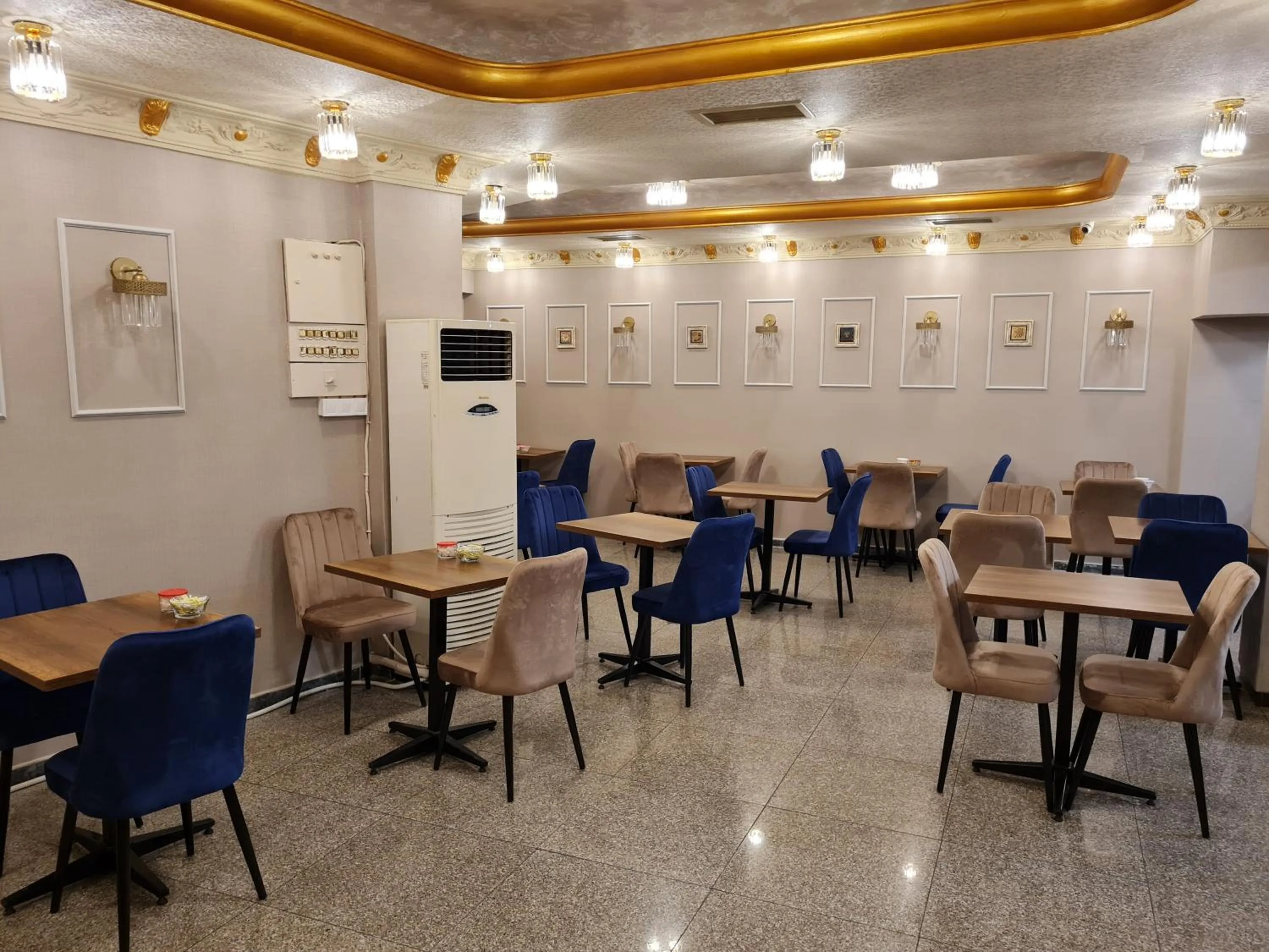 Seating area in Hamit Hotel Istanbul