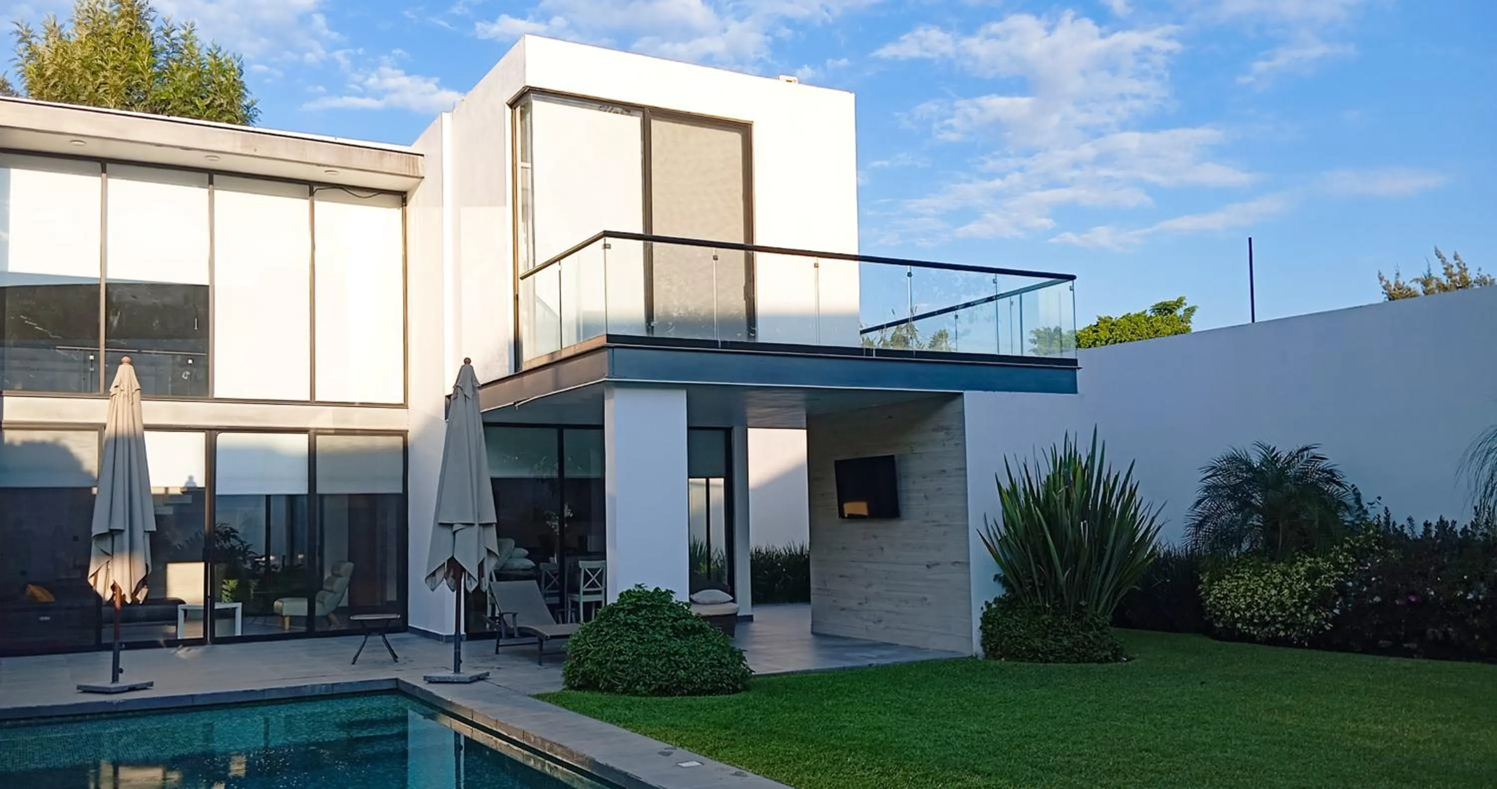 Off site in Casa Begonias Hotel mas Villas