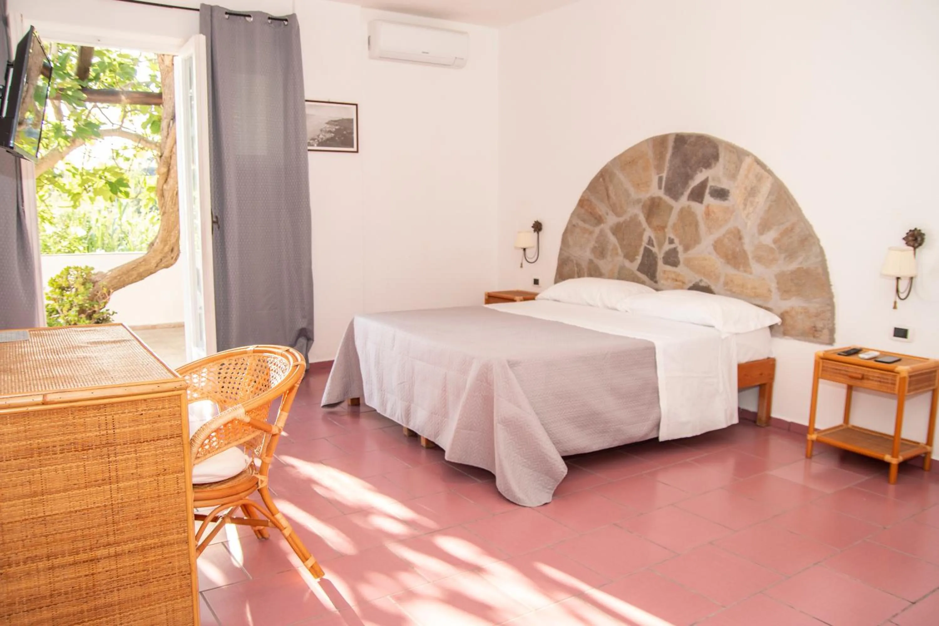 Bedroom in Hotel Punto Azzurro
