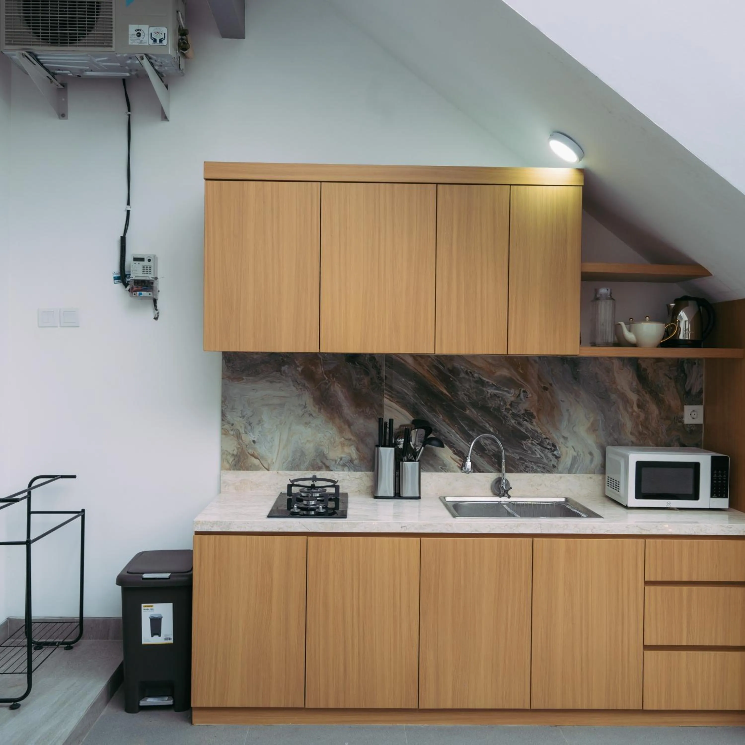 Kitchen or kitchenette in The Lavana Nakula Villa Kuta Sunset