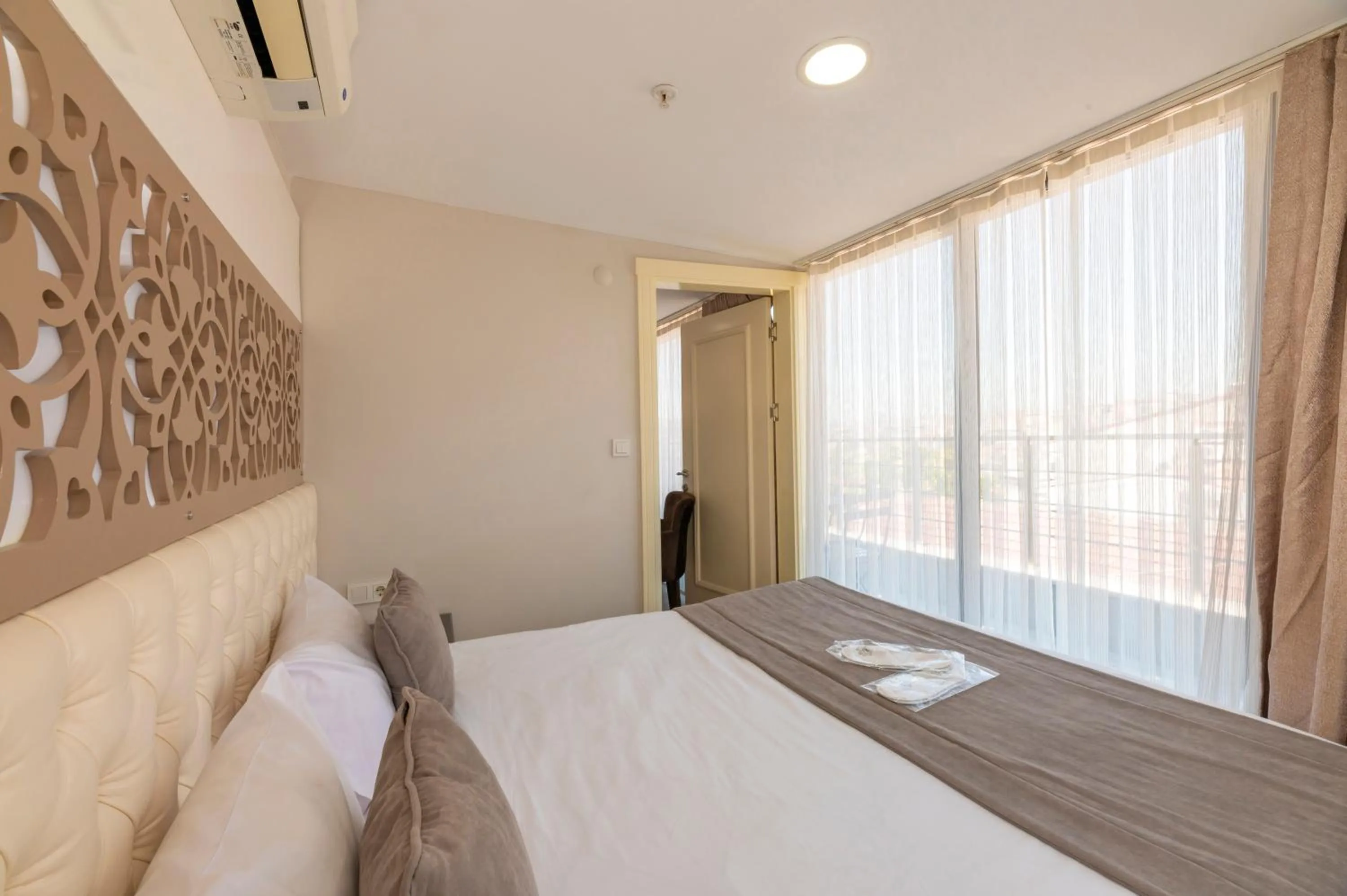Bed in Taksim Peri Suite