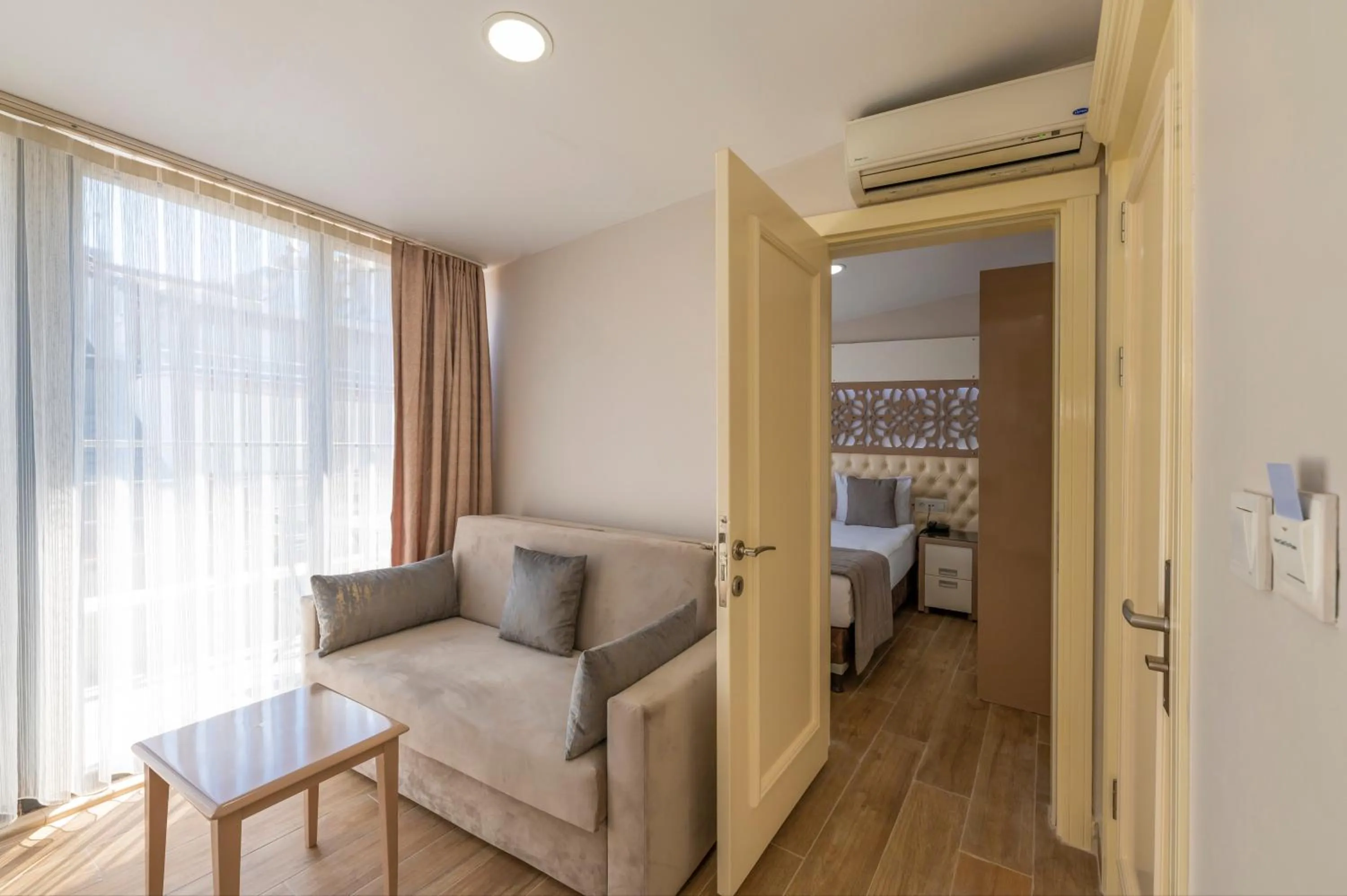 Bed in Taksim Peri Suite