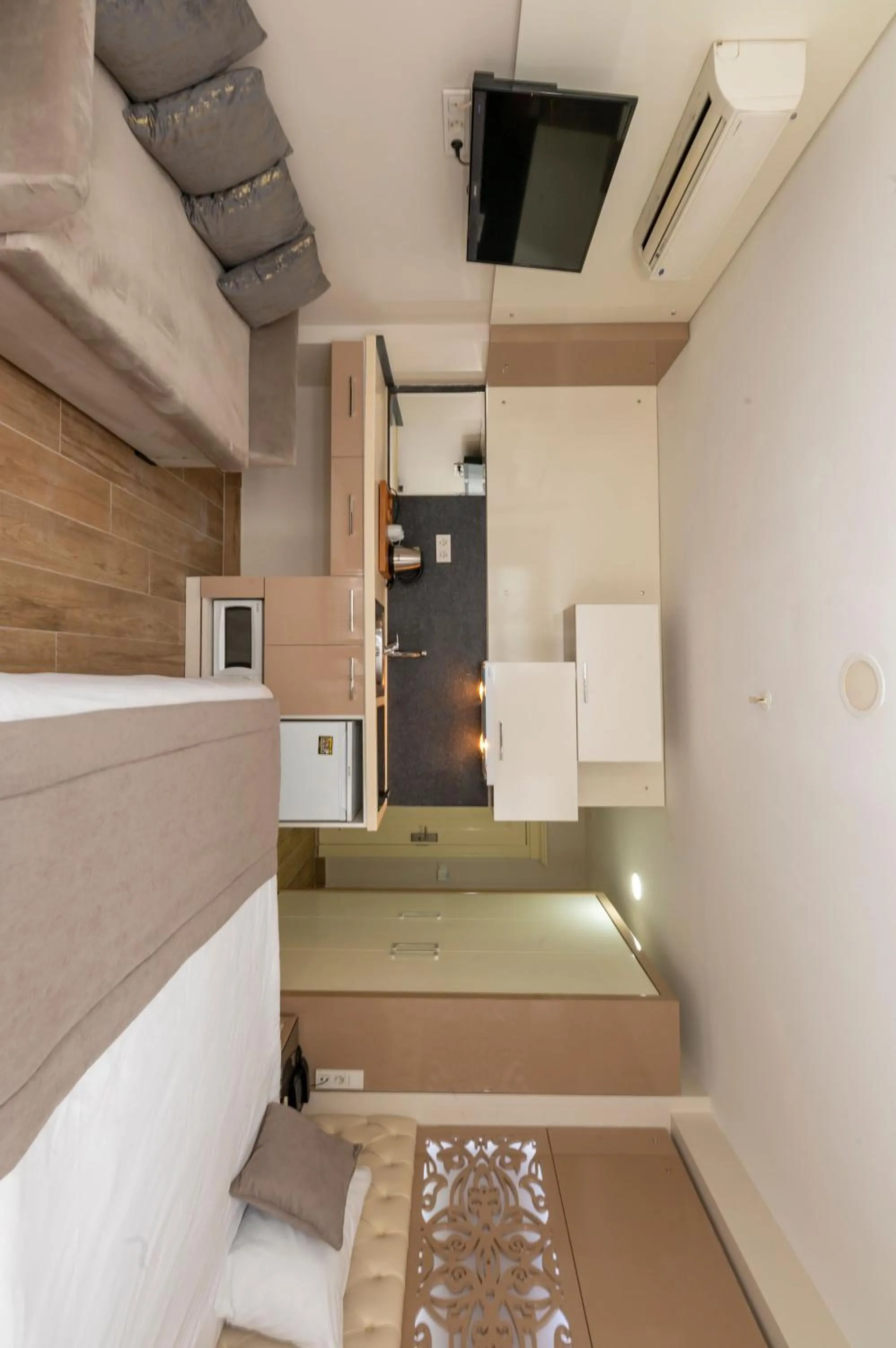 Massage, Bed in Taksim Peri Suite