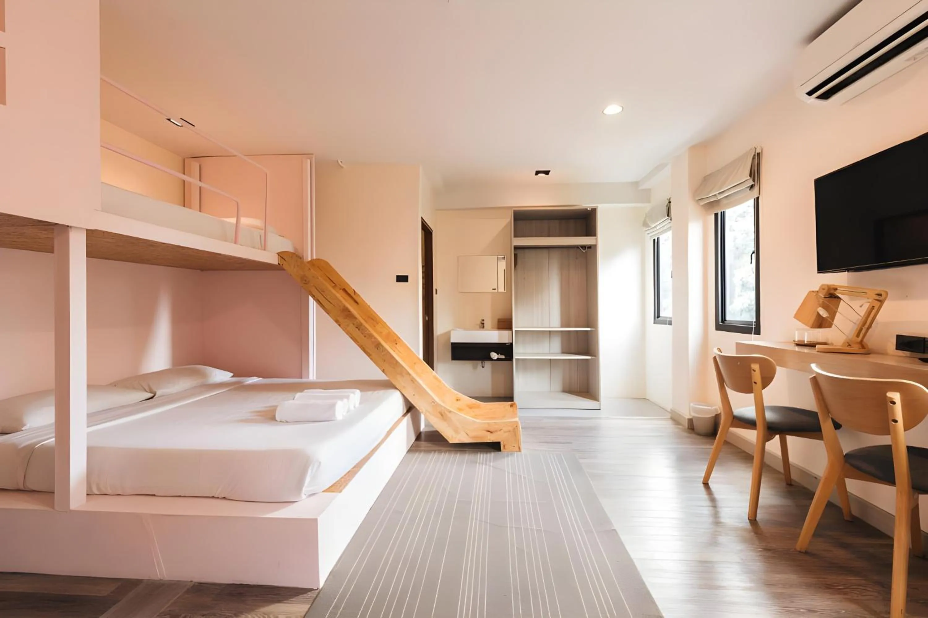 Bed in Mandalar Arch 39 Hotel