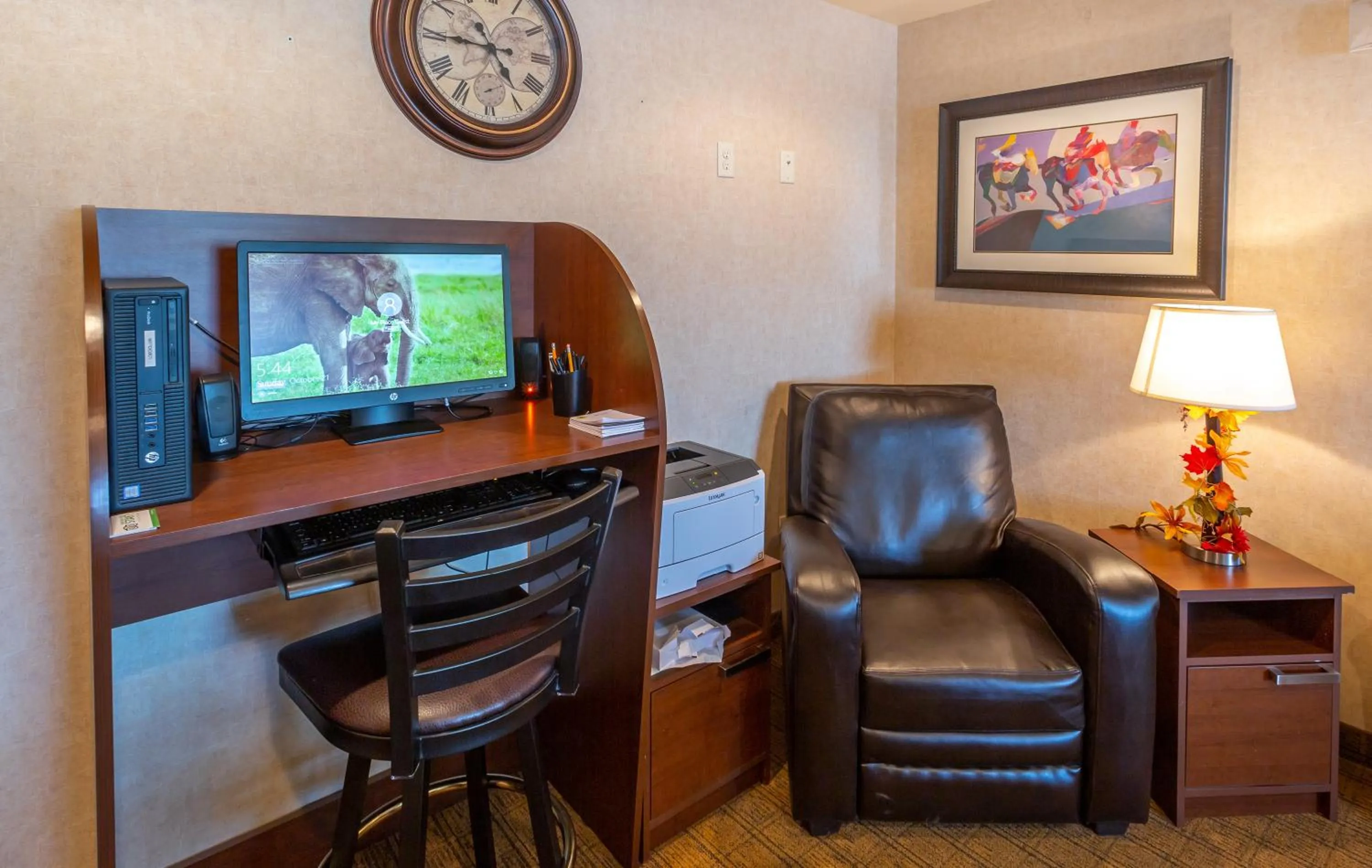 TV and multimedia in My Place Hotel-Dickinson, ND