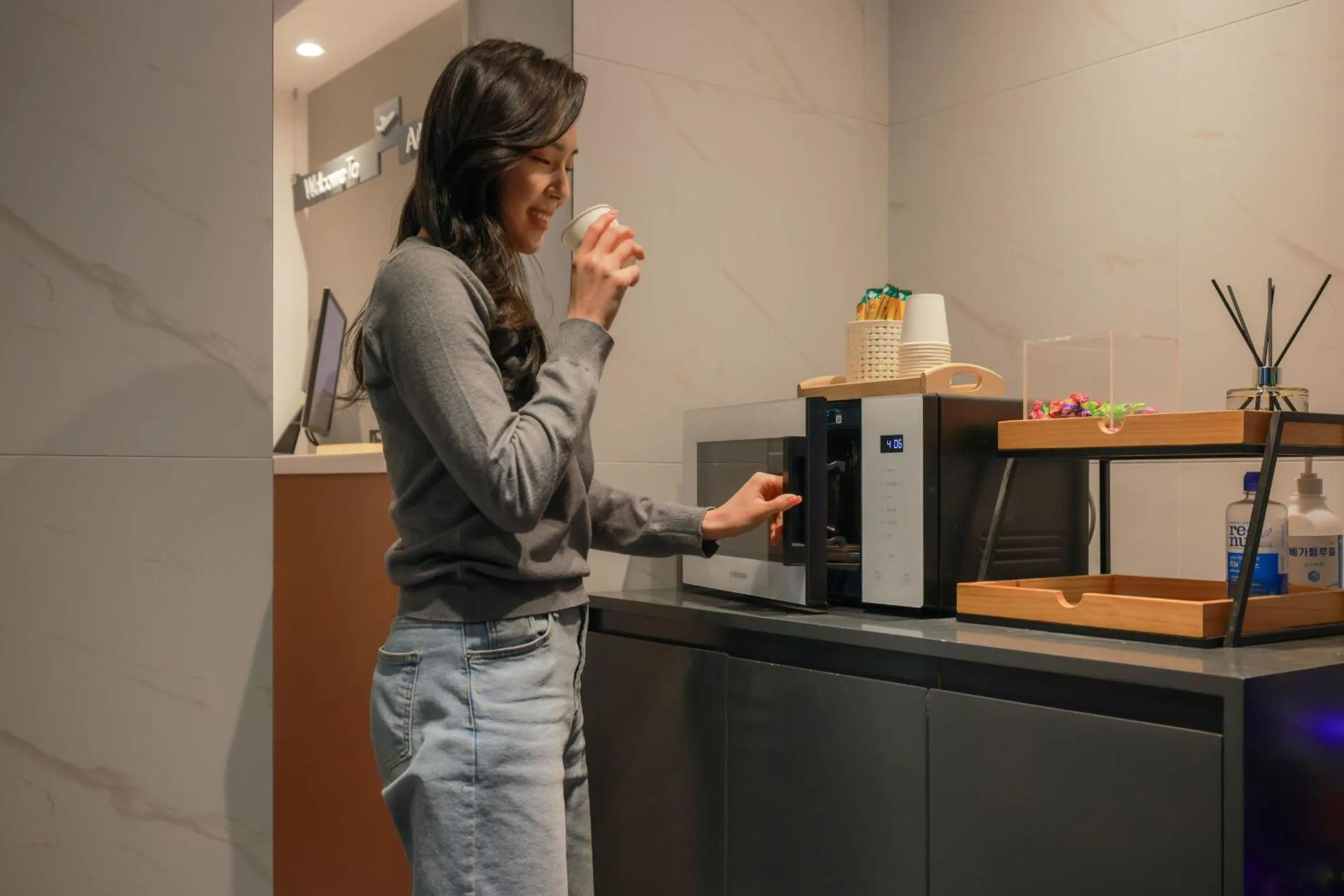 minibar in Aank Air Icheon Seolbong Lake