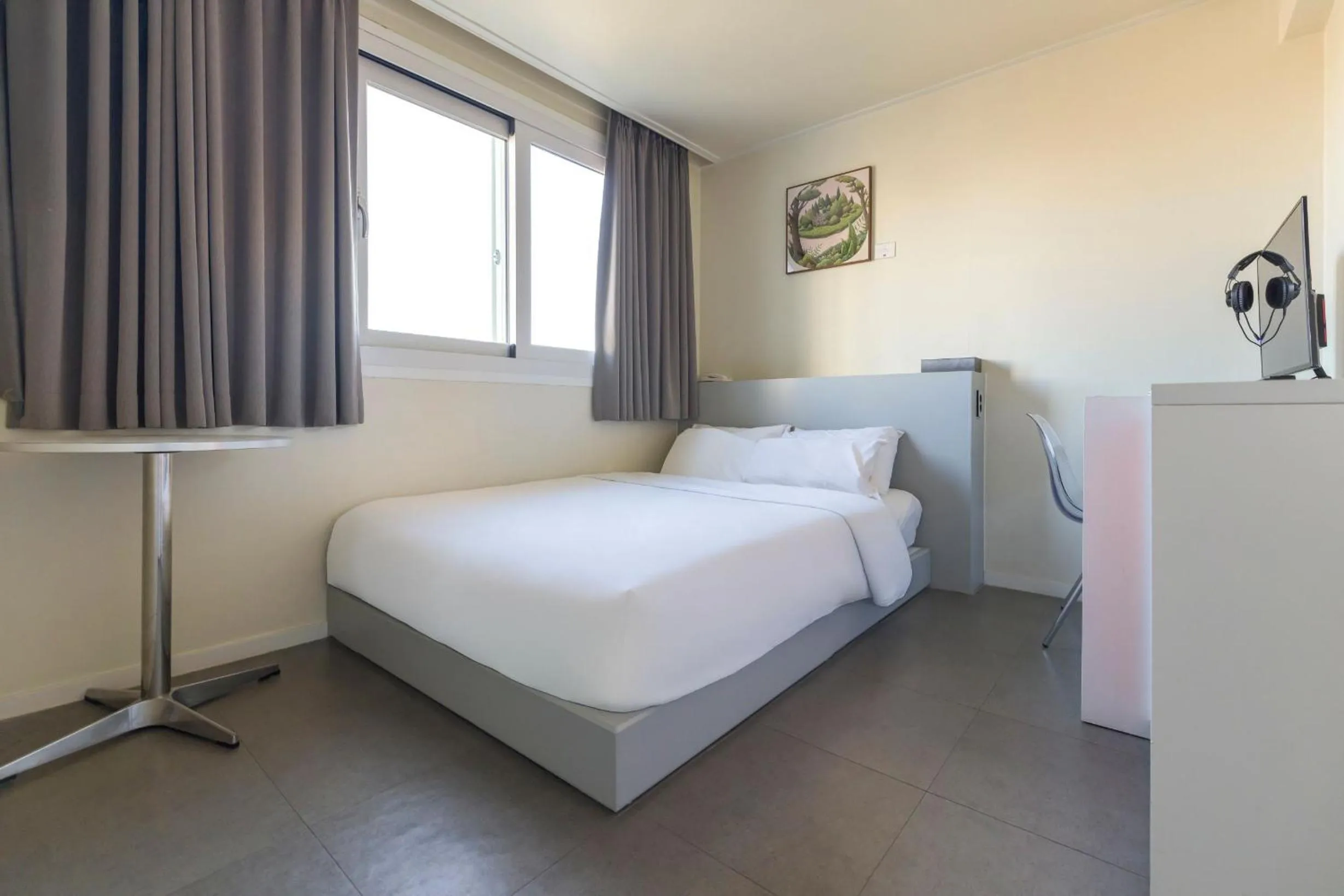 Bedroom, Bed in Aank Air Icheon Seolbong Lake