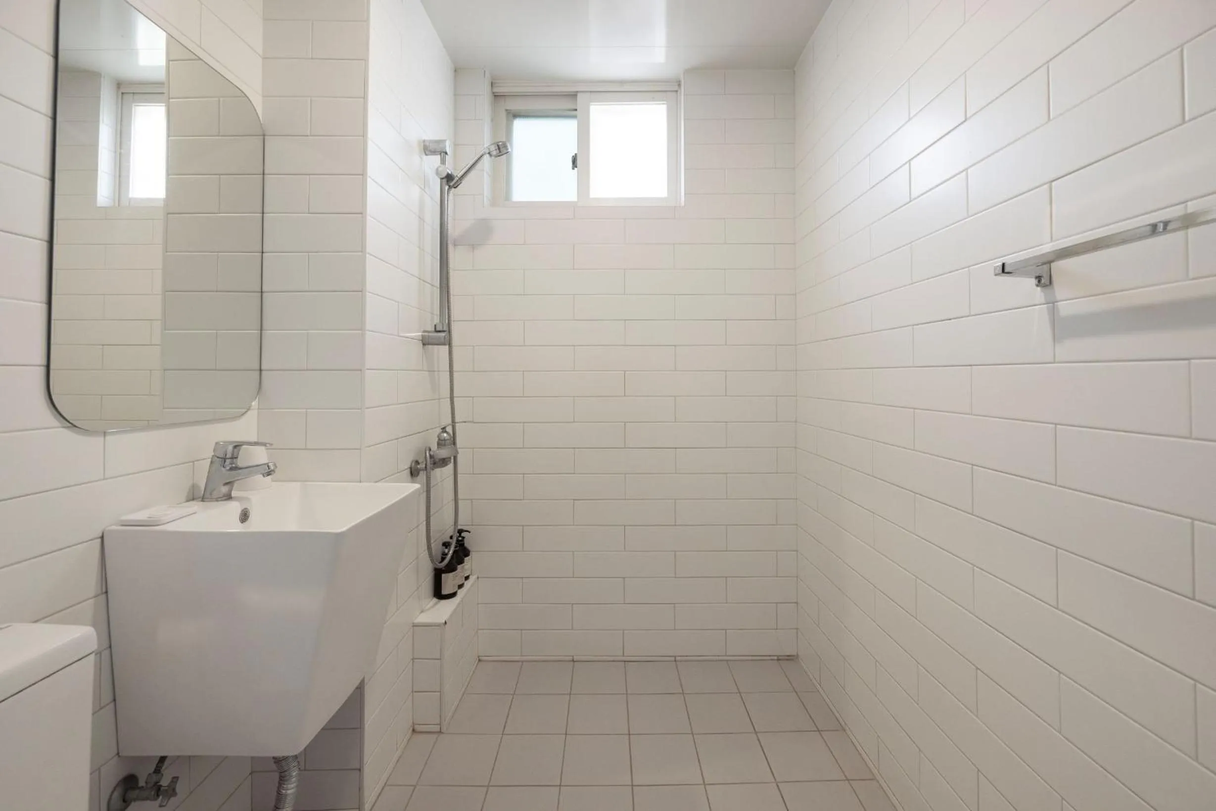 Toilet in Aank Air Icheon Seolbong Lake