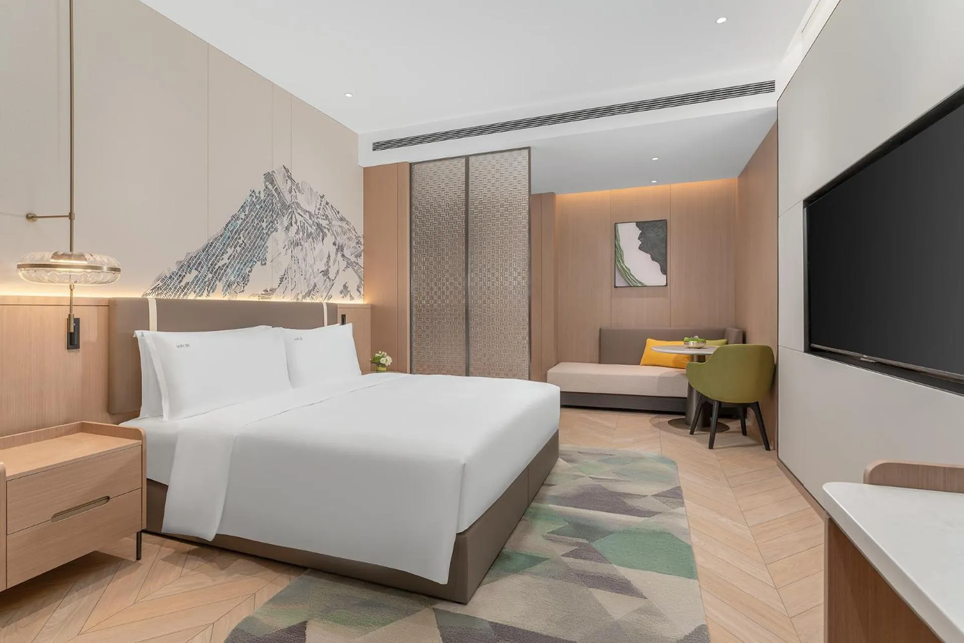 Bedroom in Holiday Inn Liaoyuan City Center by IHG