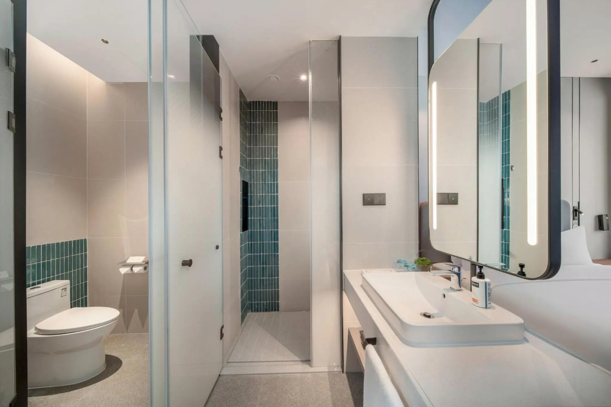 Photo of the whole room in Holiday Inn Express Changzhou Henglin by IHG