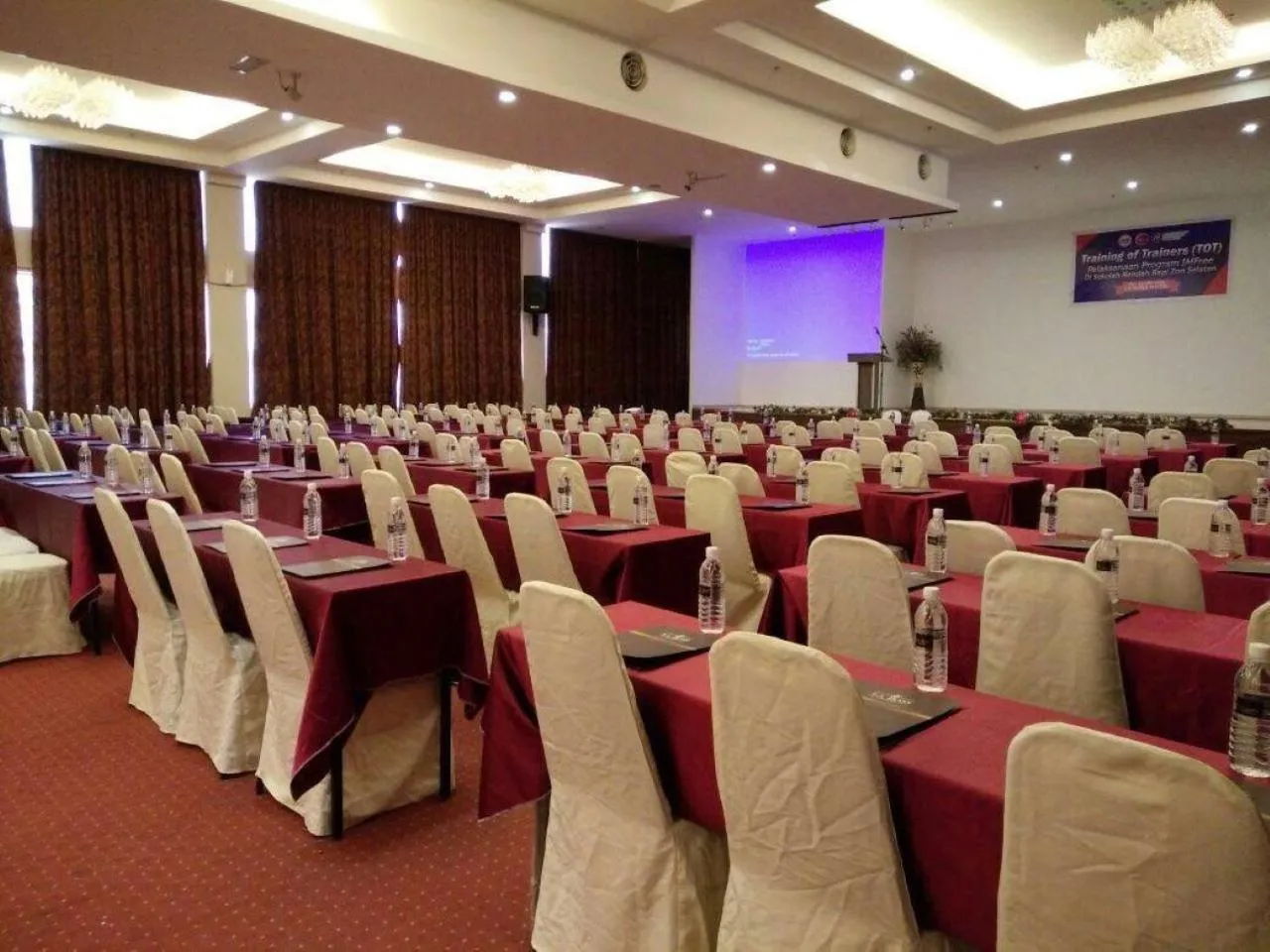 Banquet/Function facilities in La Boss Hotel
