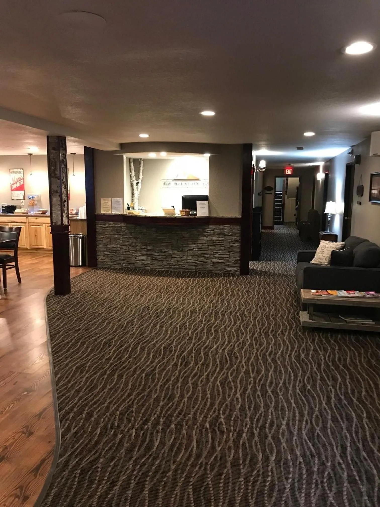 Lobby or reception in Rib Mountain Inn