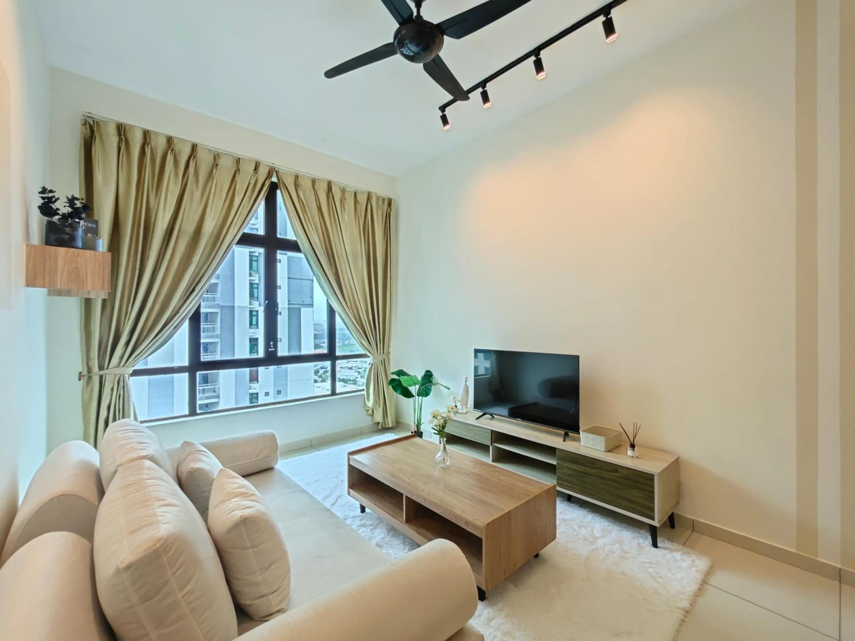 Kempas Dsummit Residences by Antlerzone