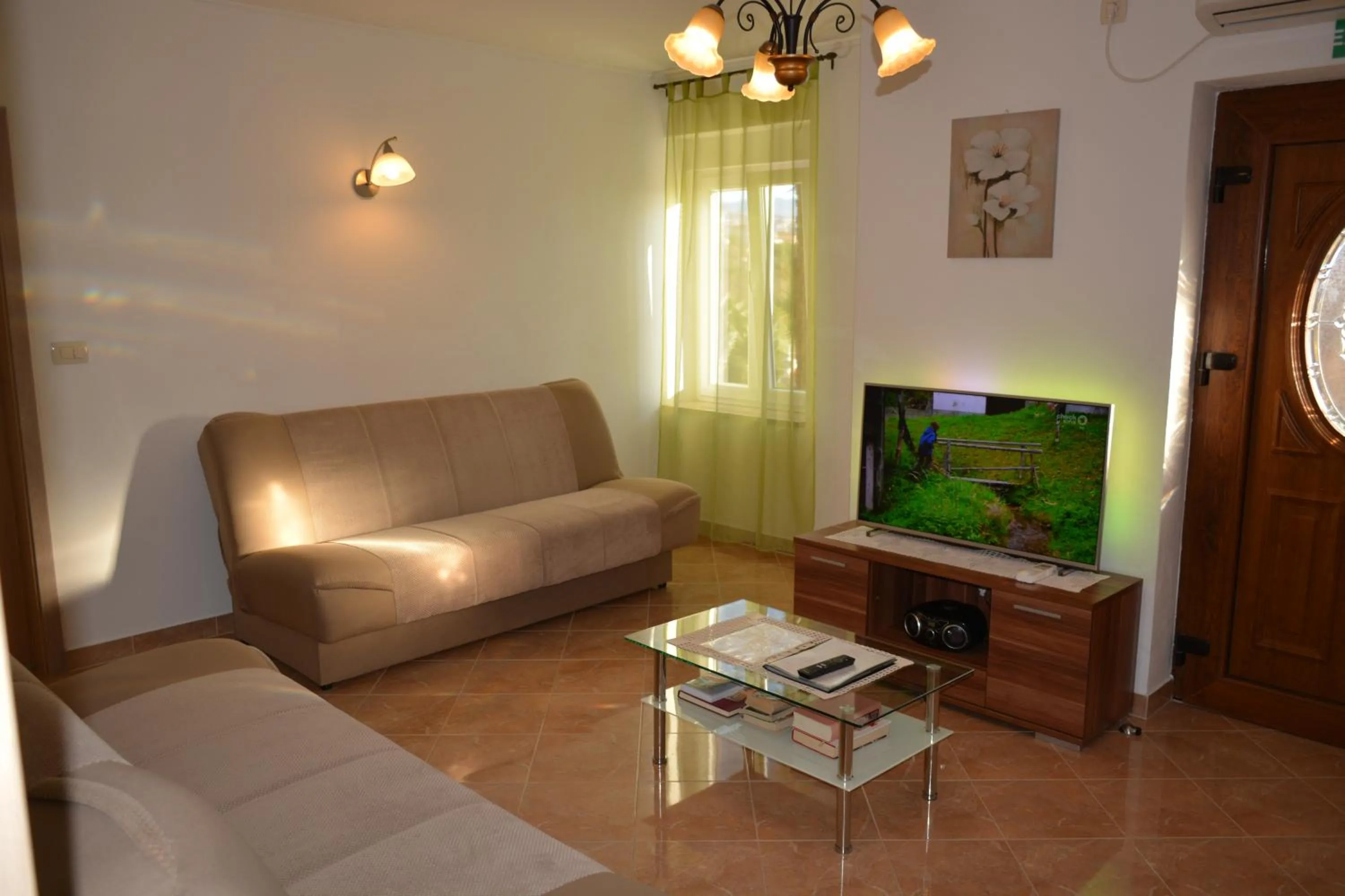 Apartment with Sea View in Apartment Valentina