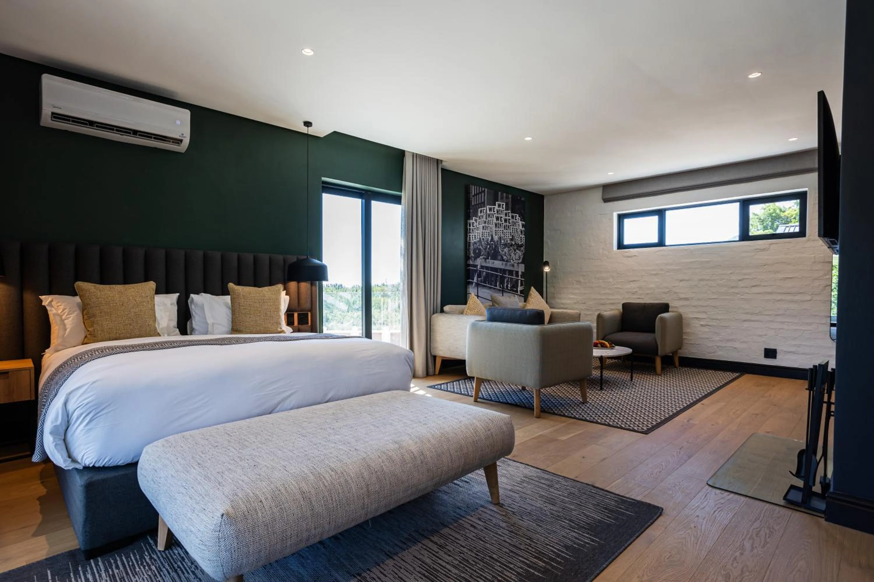 Bed in Franschhoek Hotel