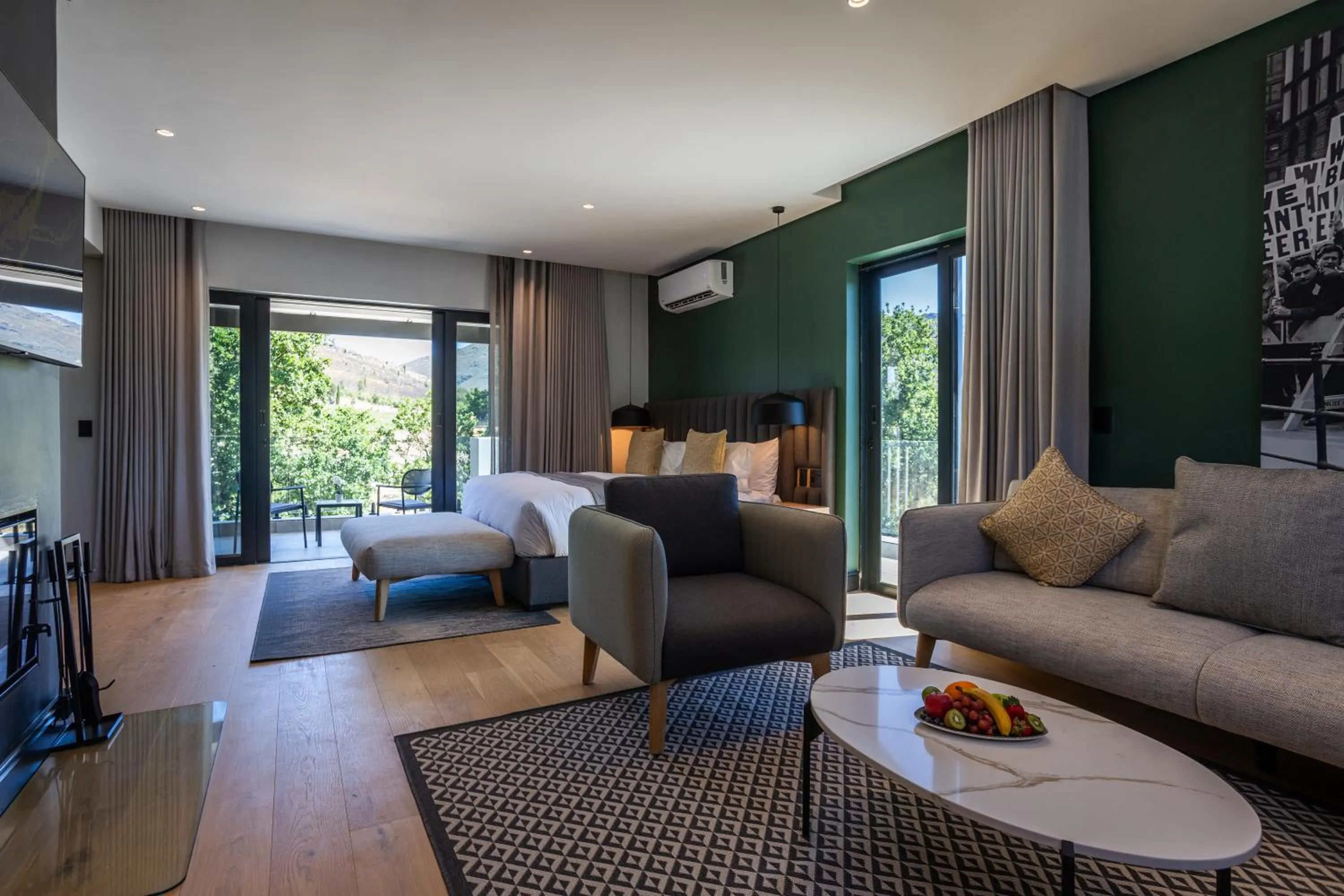 Bed in Franschhoek Hotel