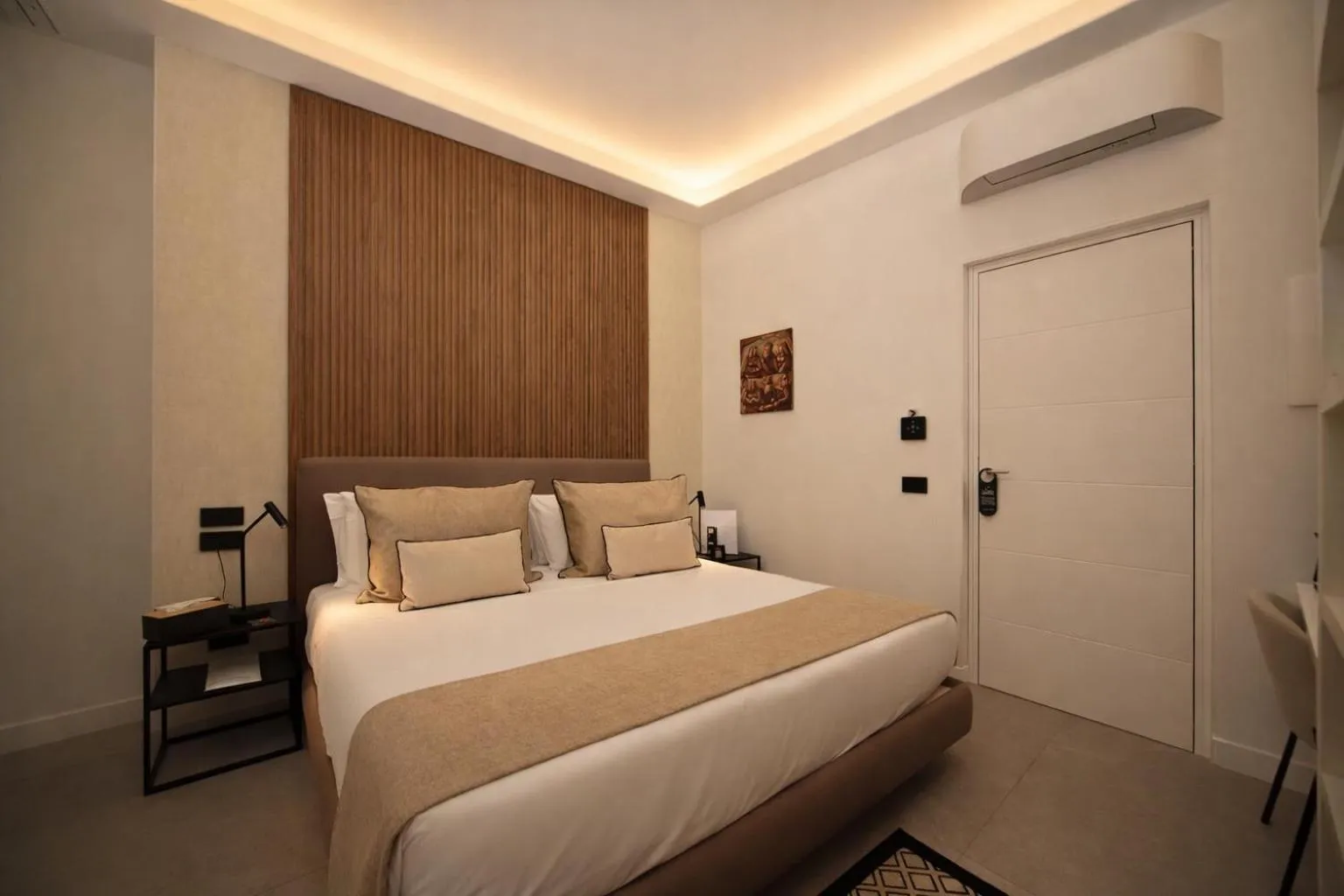 Photo of the whole room, Bed in Mamalu - Corso Umberto 35 - Studios and Suites