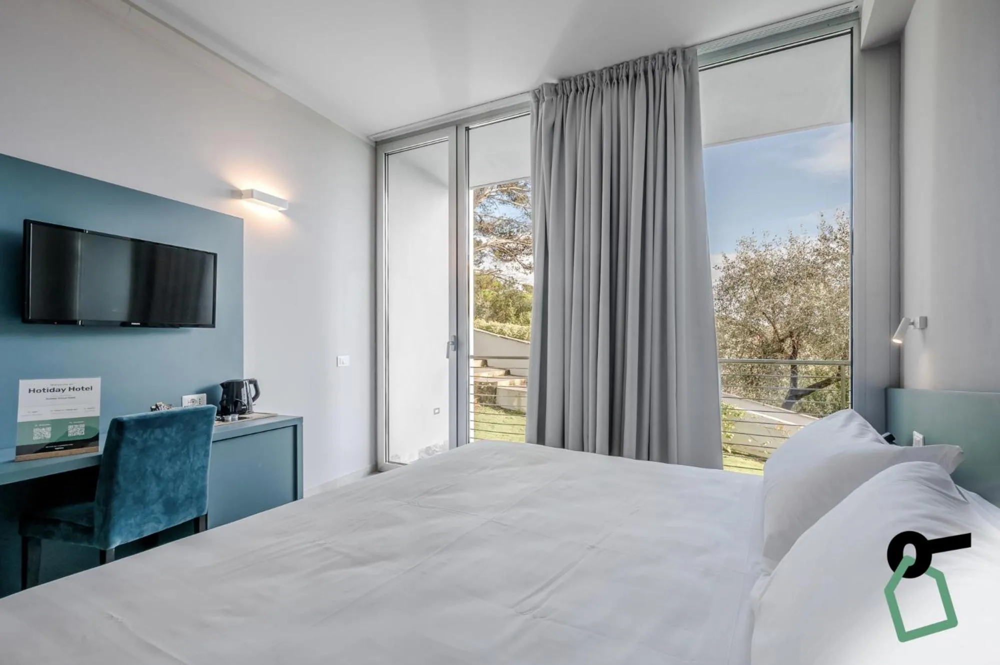 Bedroom, Bed in HOTIDAY Room Collection - Porto Venere