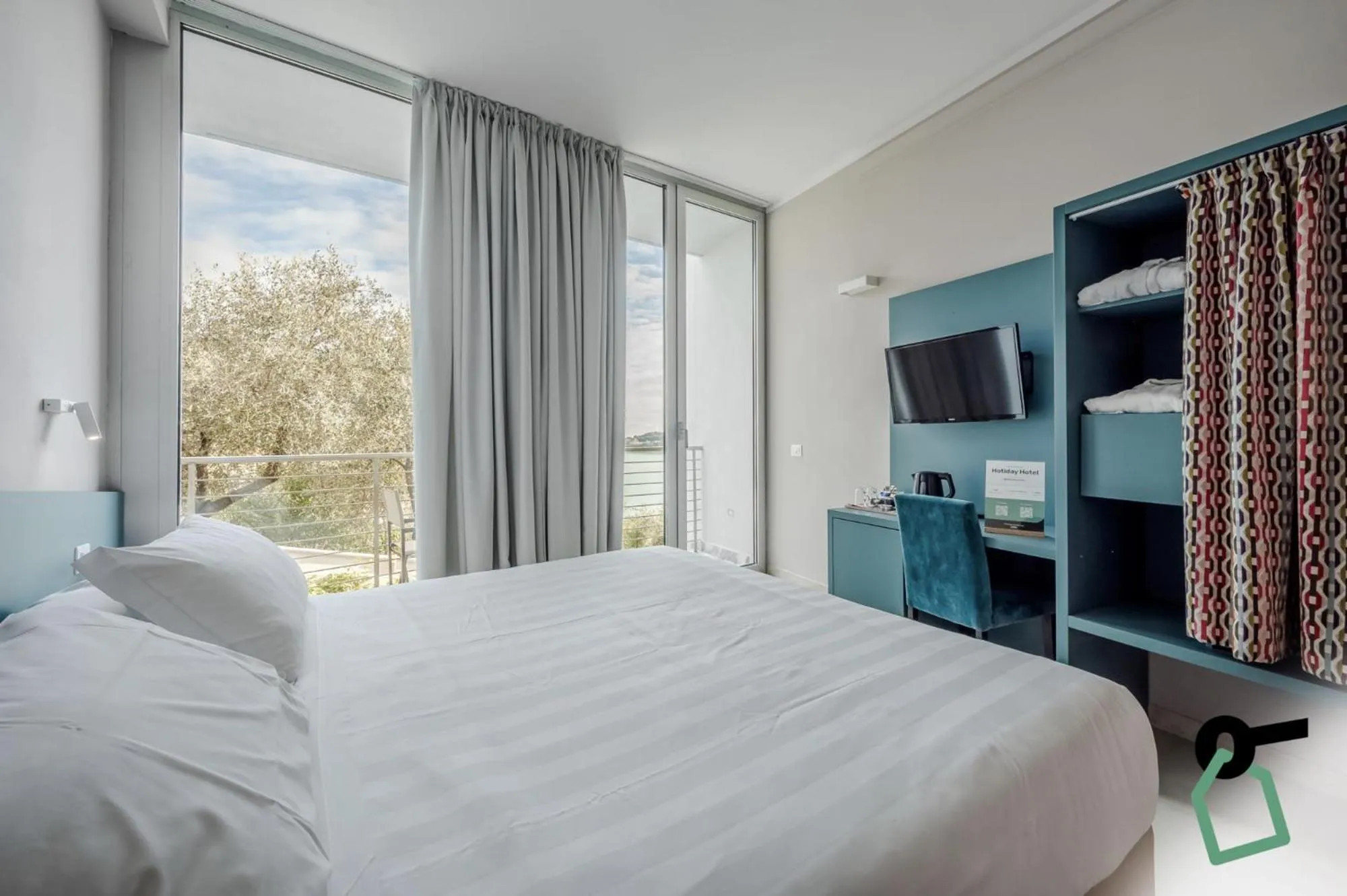 Bedroom, Bed in HOTIDAY Room Collection - Porto Venere