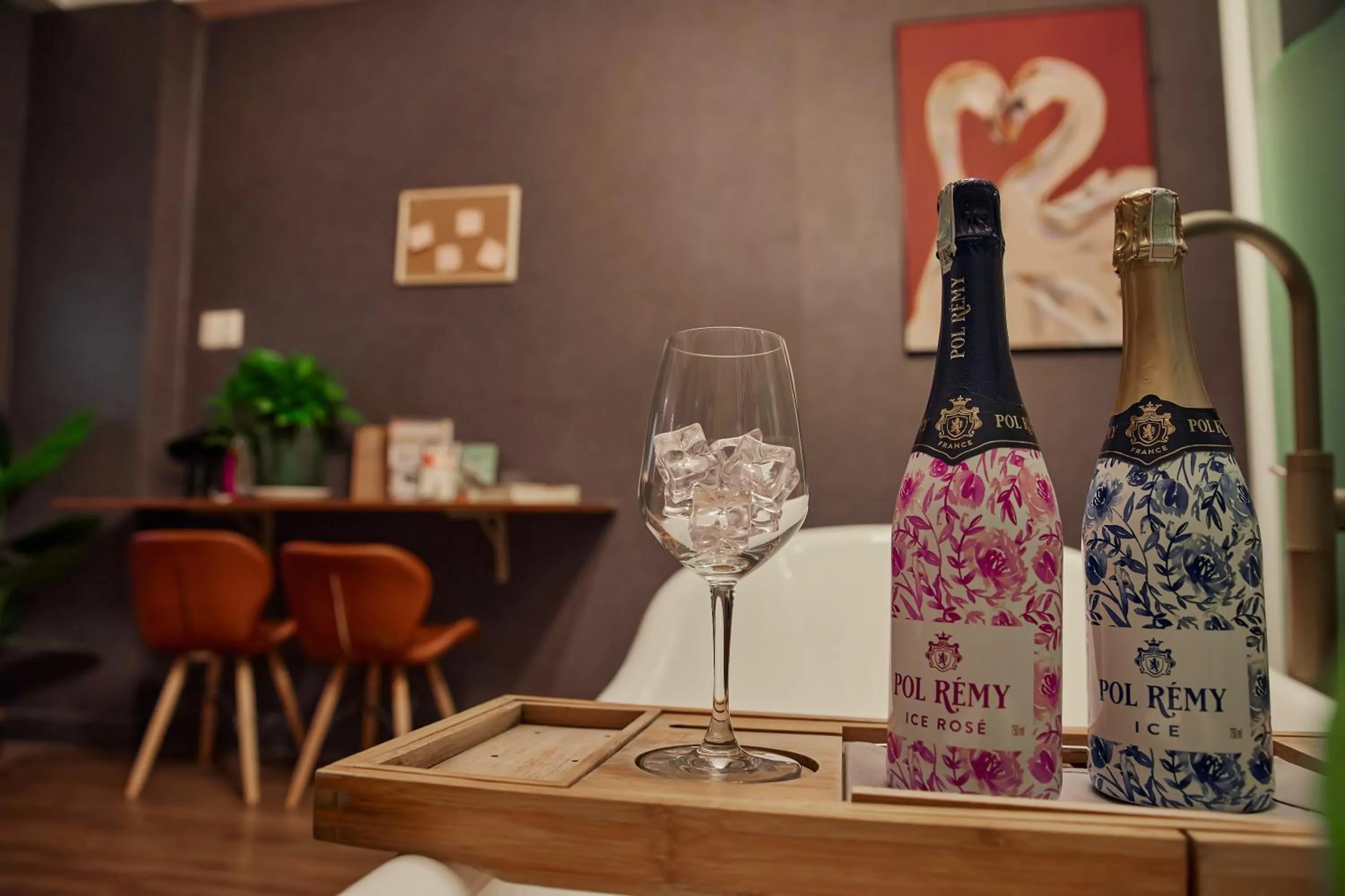 Food and drinks in MG Rosé Boutique Hotel