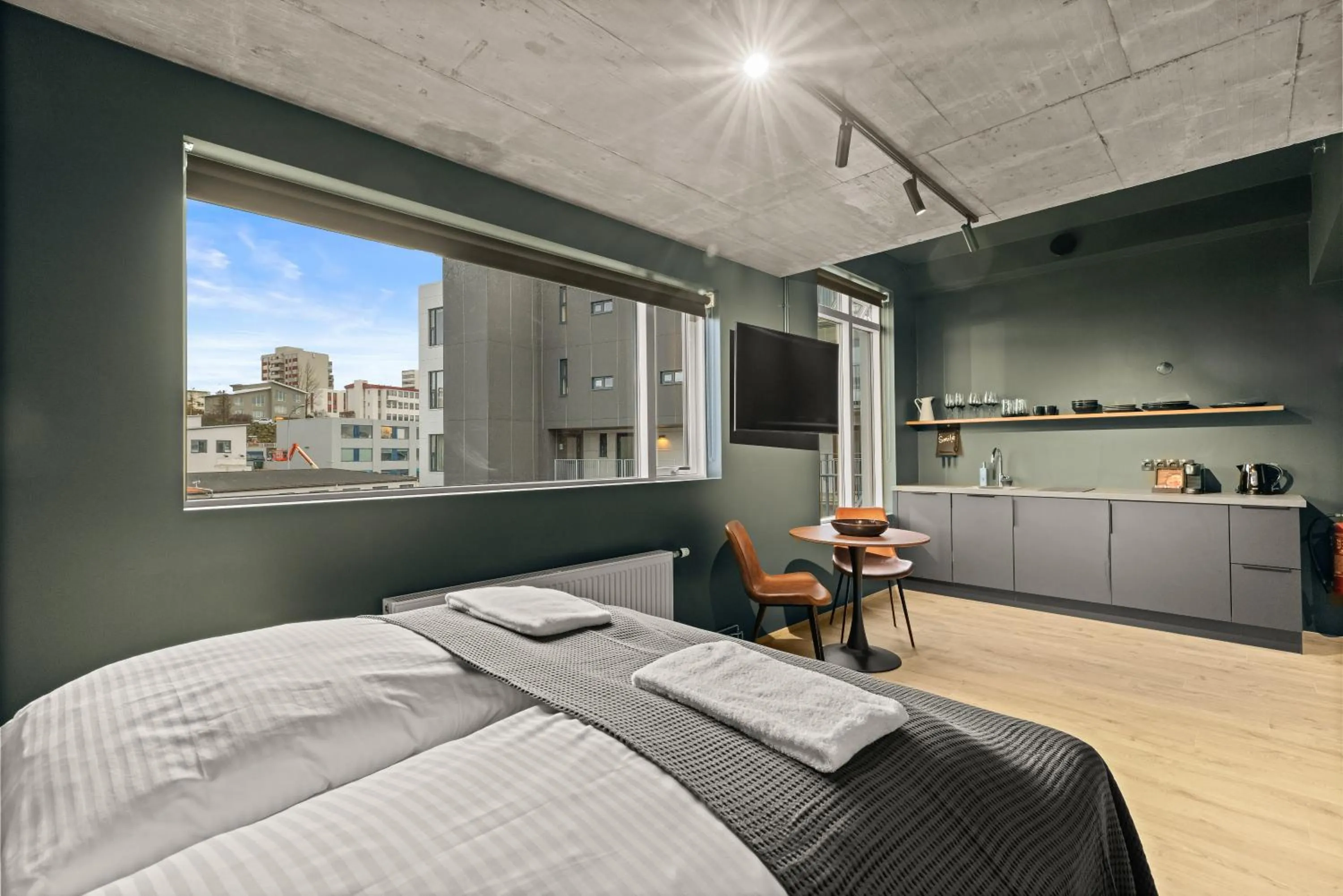 Studio in Aurora Nooks Apartments by Heimaleiga