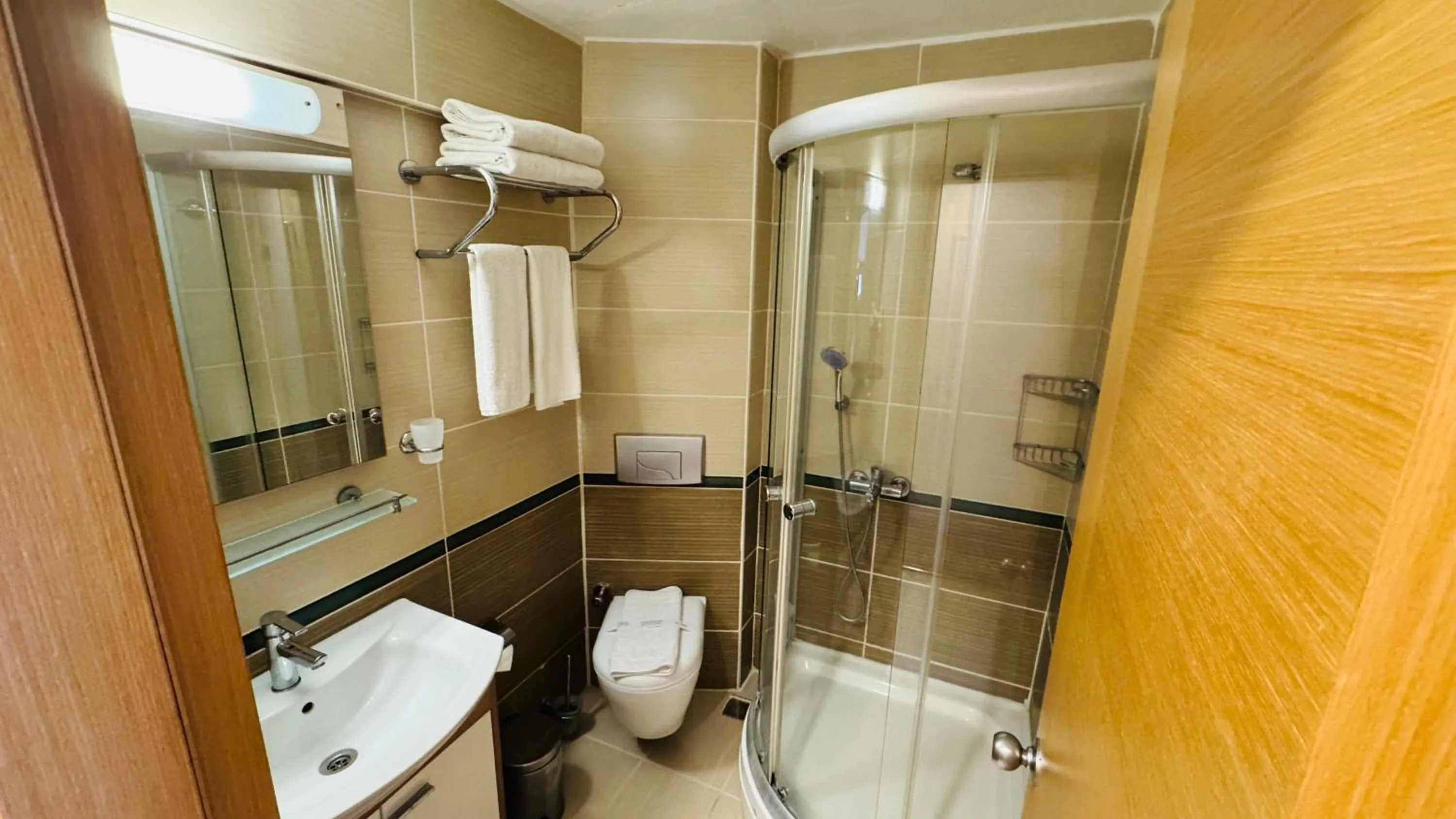 Shower in Blue Bay Style