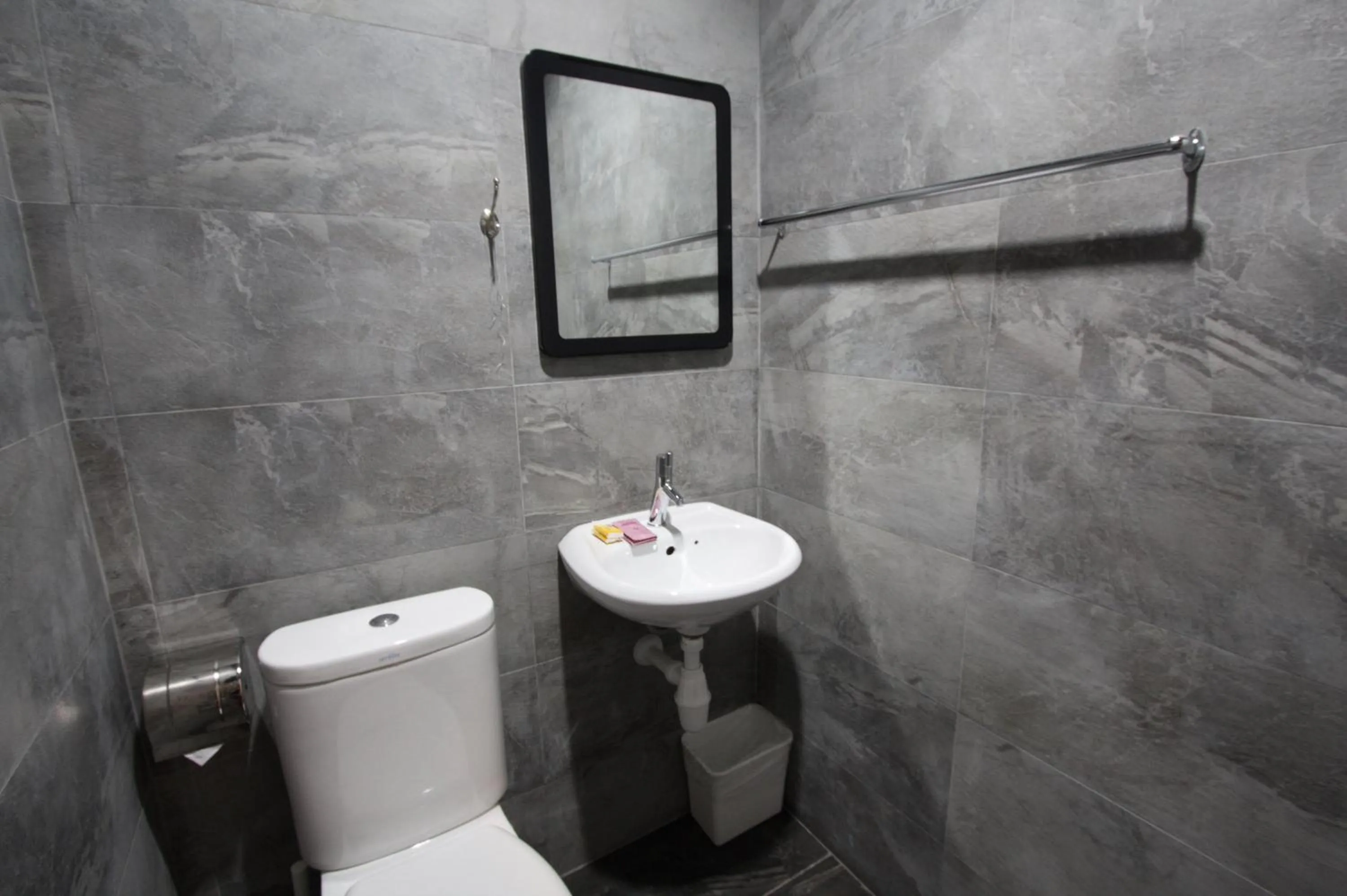 Bathroom in Shamrock Guest House II