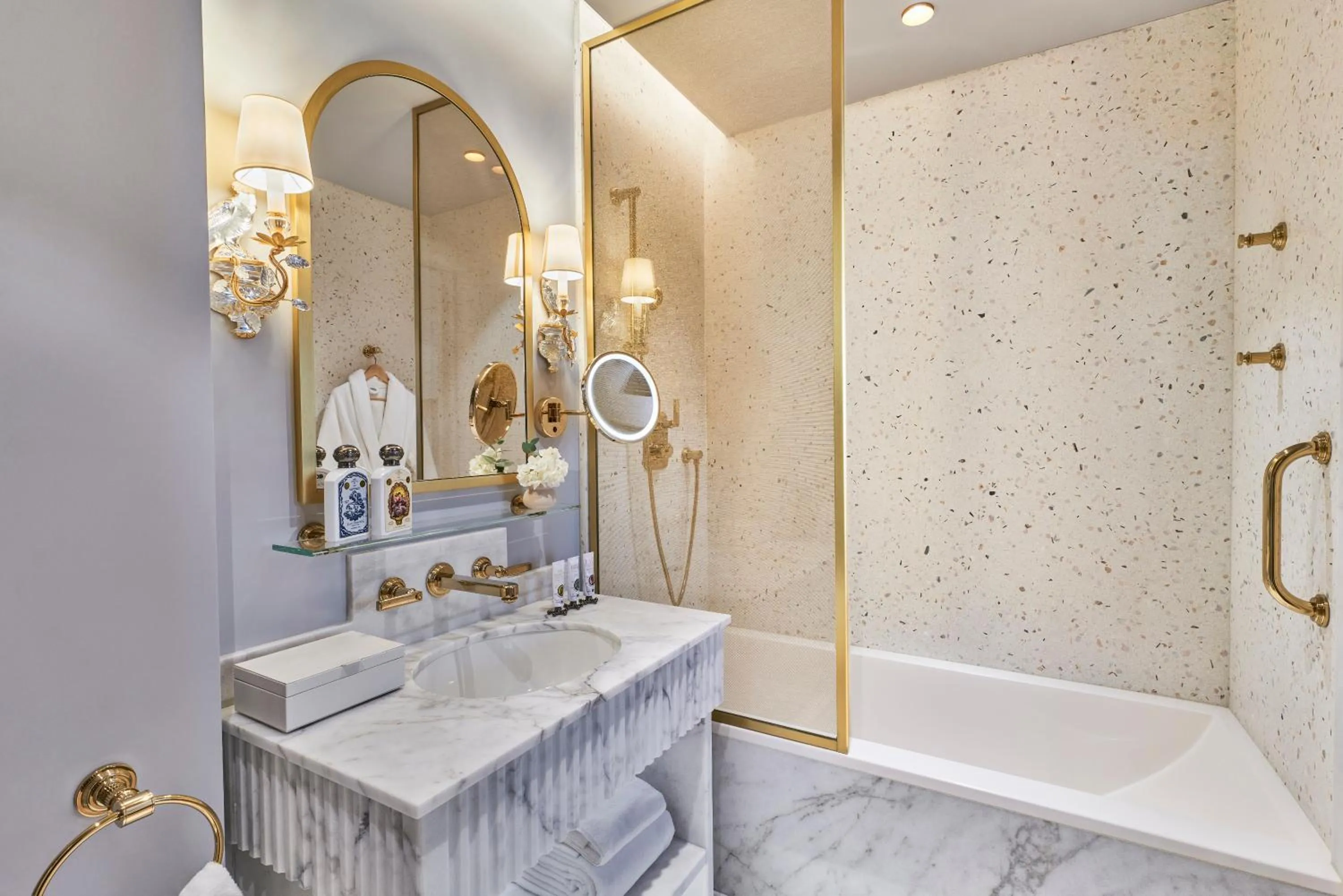 Bathroom in Maison Barrière Vendôme