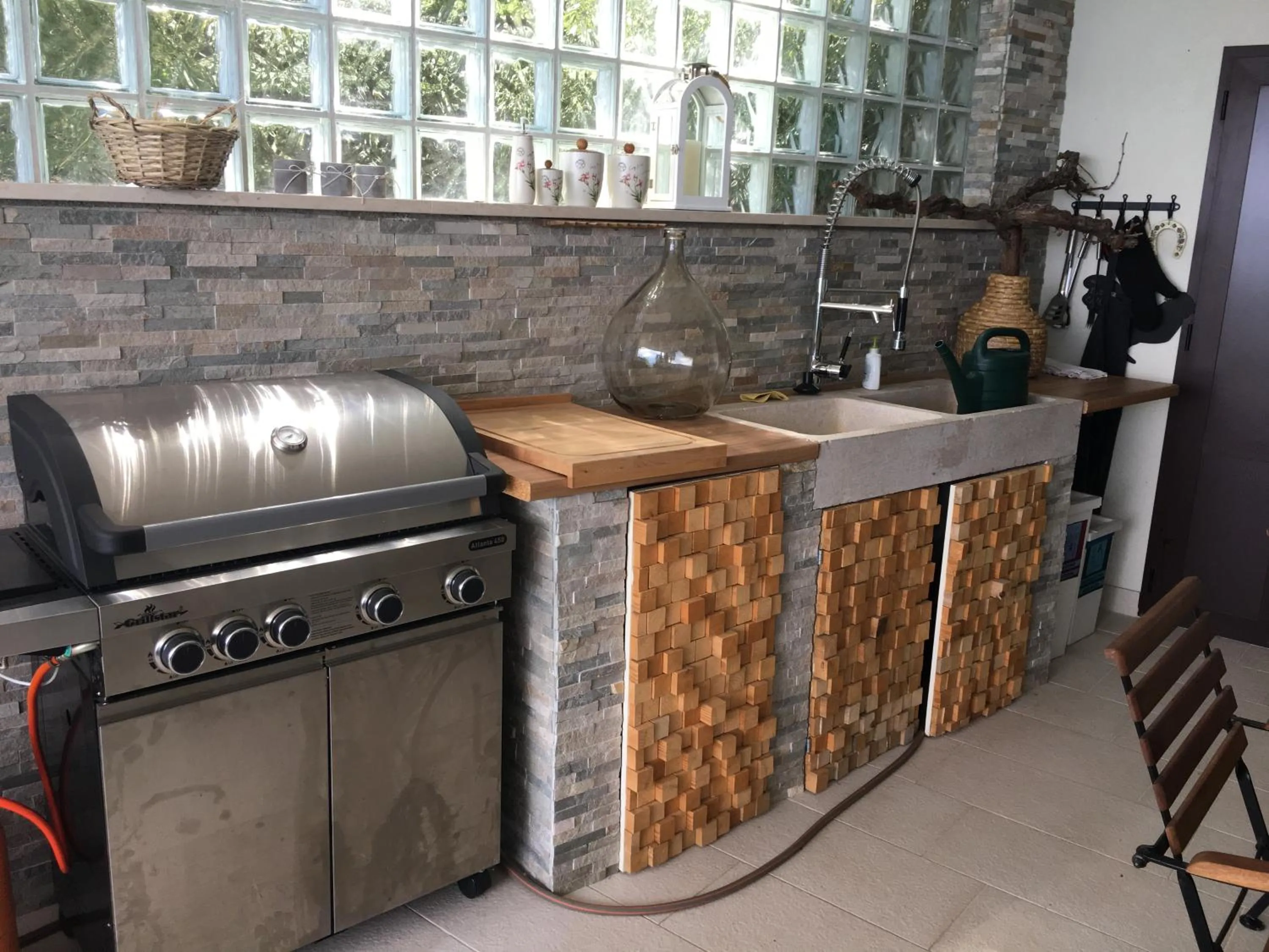 BBQ facilities in Apartment Selce Kala