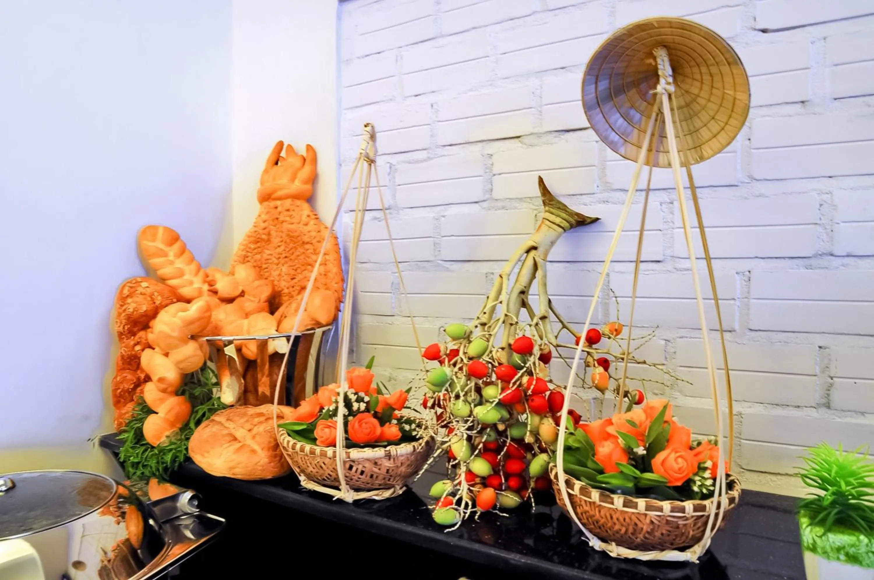 Food and drinks in May Ngu Sac - Iridescent Clouds Hotel