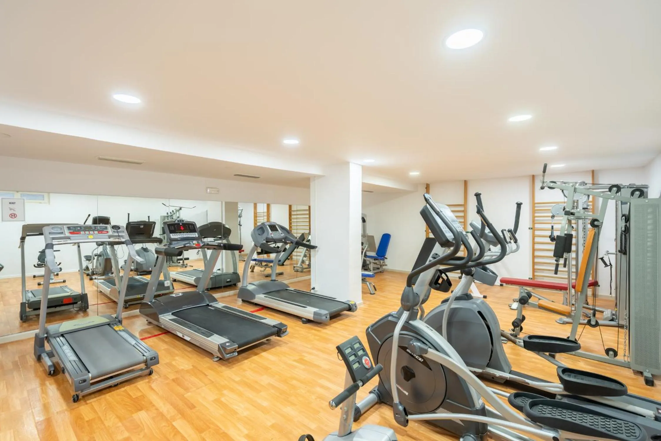 Fitness centre/facilities in Club Hotel Aguamarina