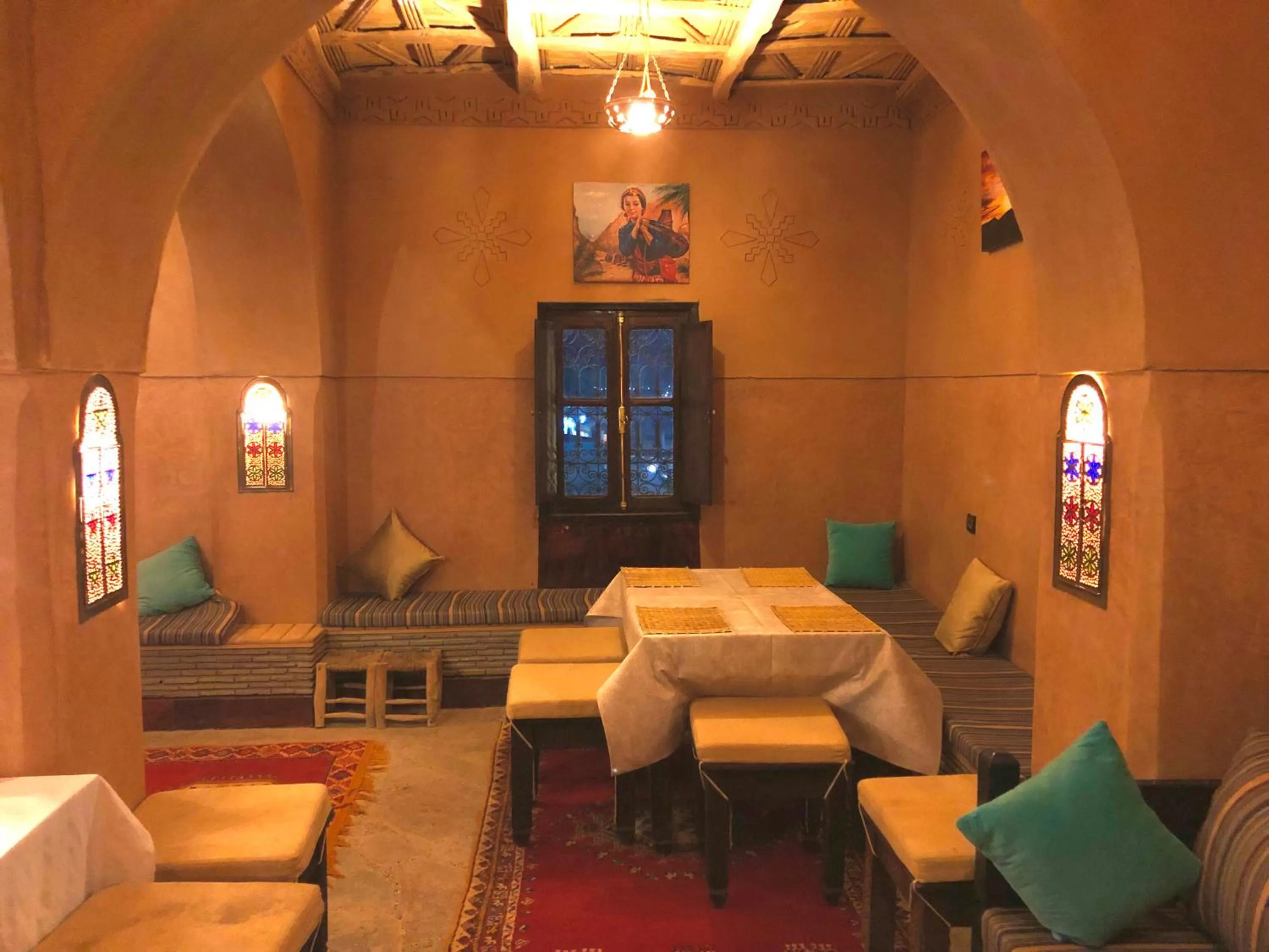 Dining area in Kasbah Ennakb