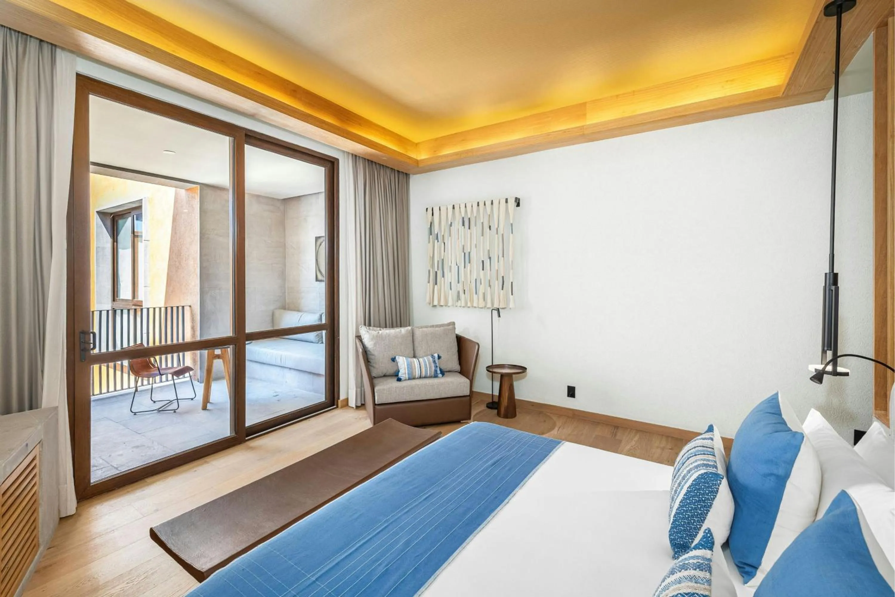 Photo of the whole room, Bed in Clevia, San Miguel de Allende, Autograph Collection