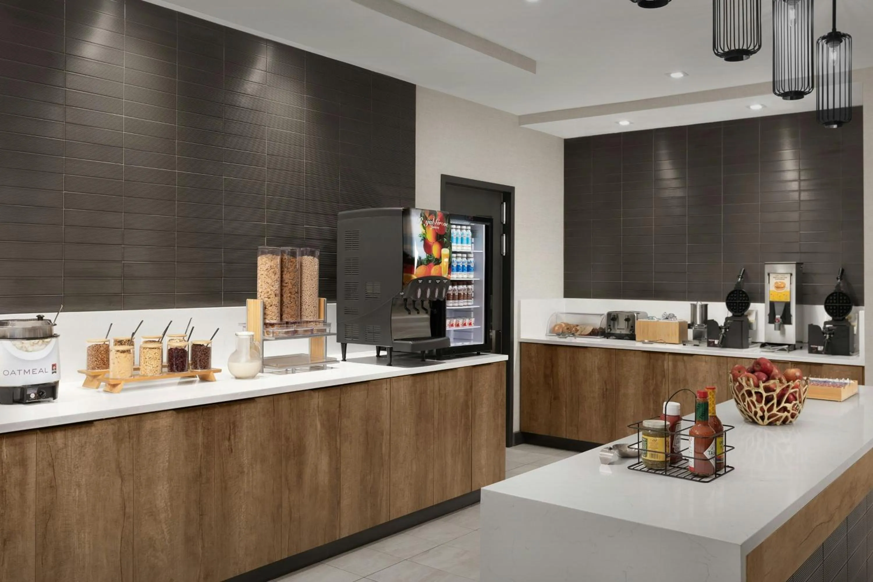 Breakfast in Fairfield by Marriott Inn & Suites Sikeston