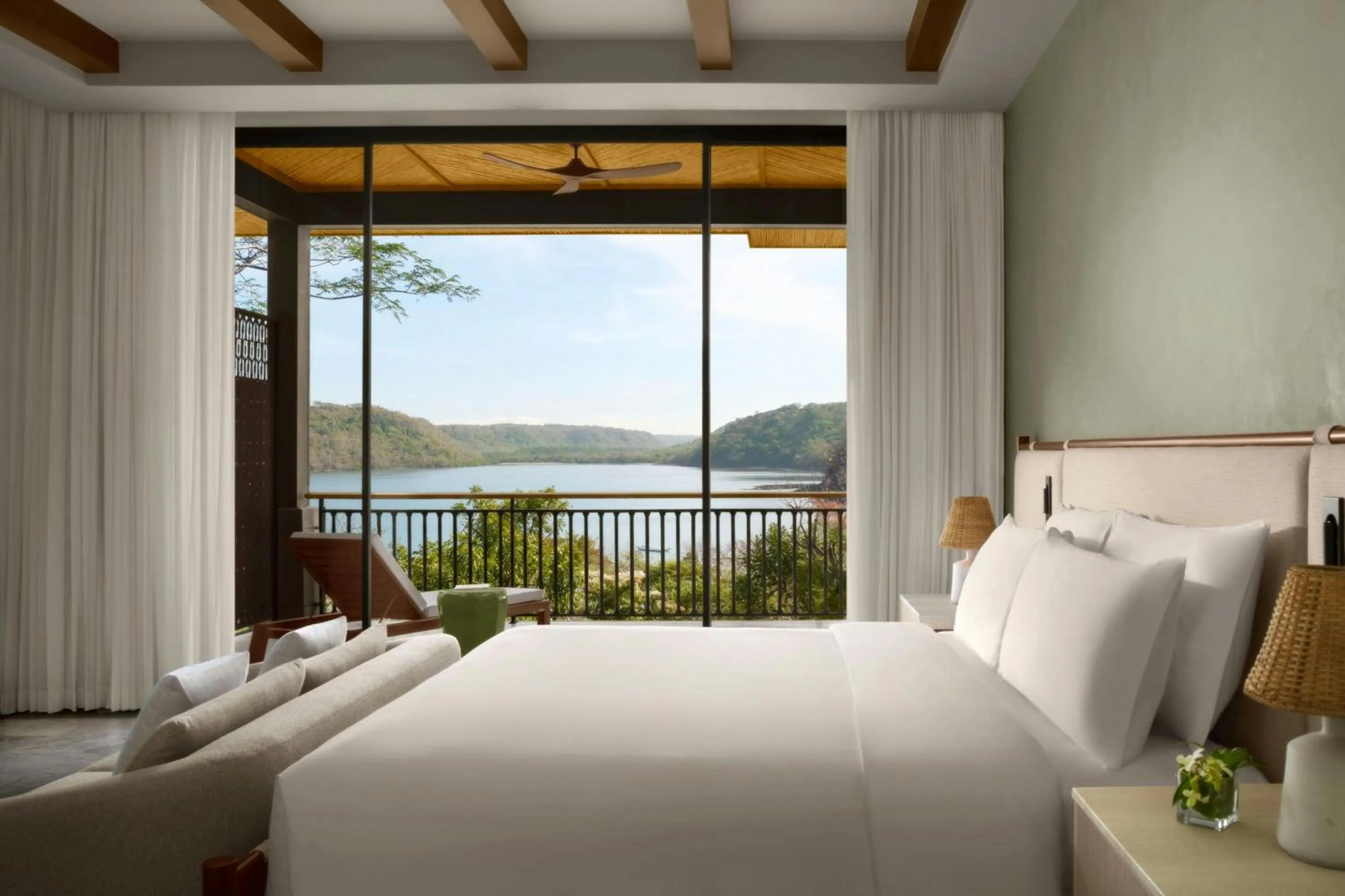 Bedroom, Bed in Nekajui Peninsula Papagayo, a Ritz-Carlton Reserve