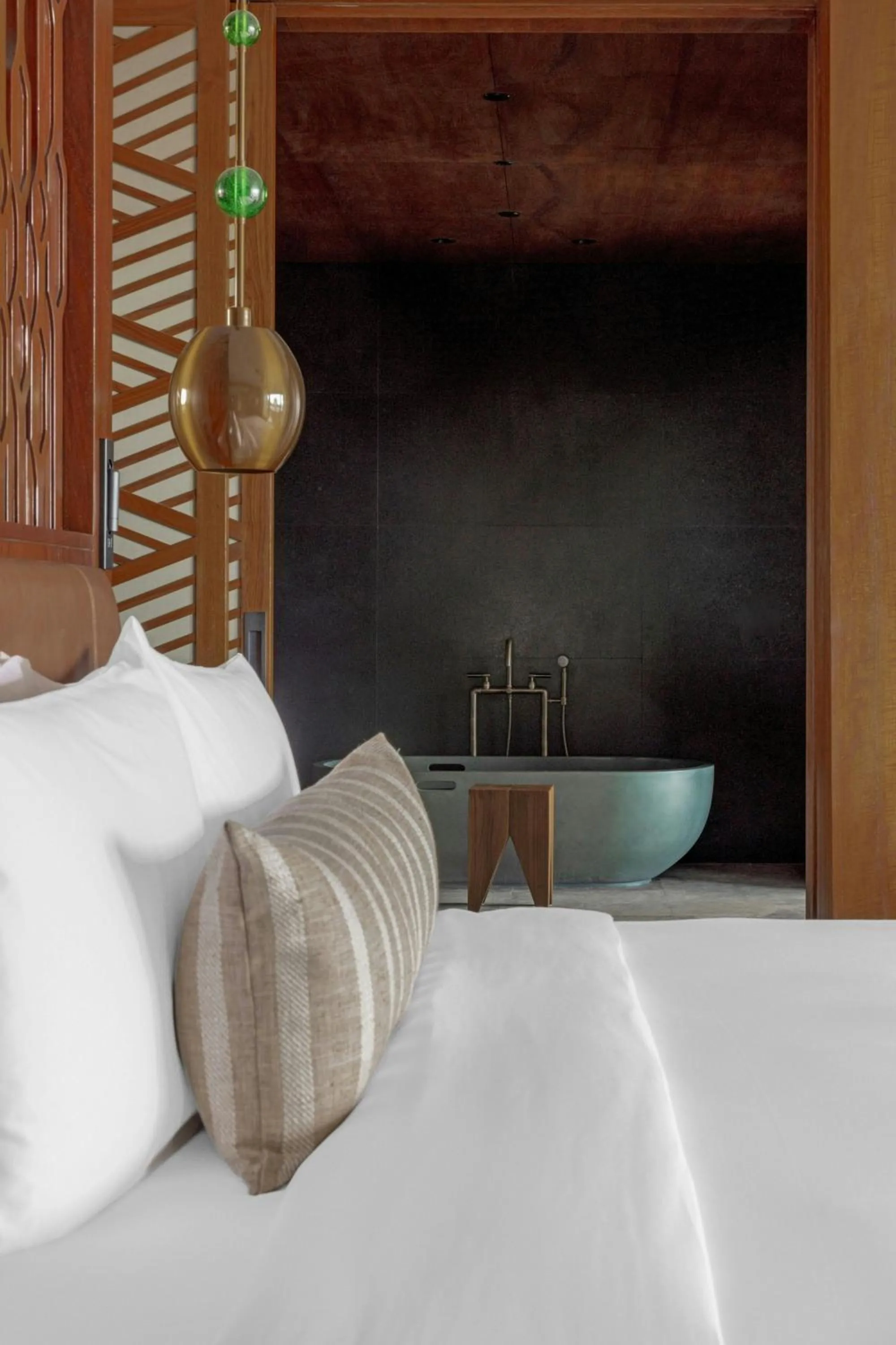 Bathroom, Bed in Nekajui Peninsula Papagayo, a Ritz-Carlton Reserve