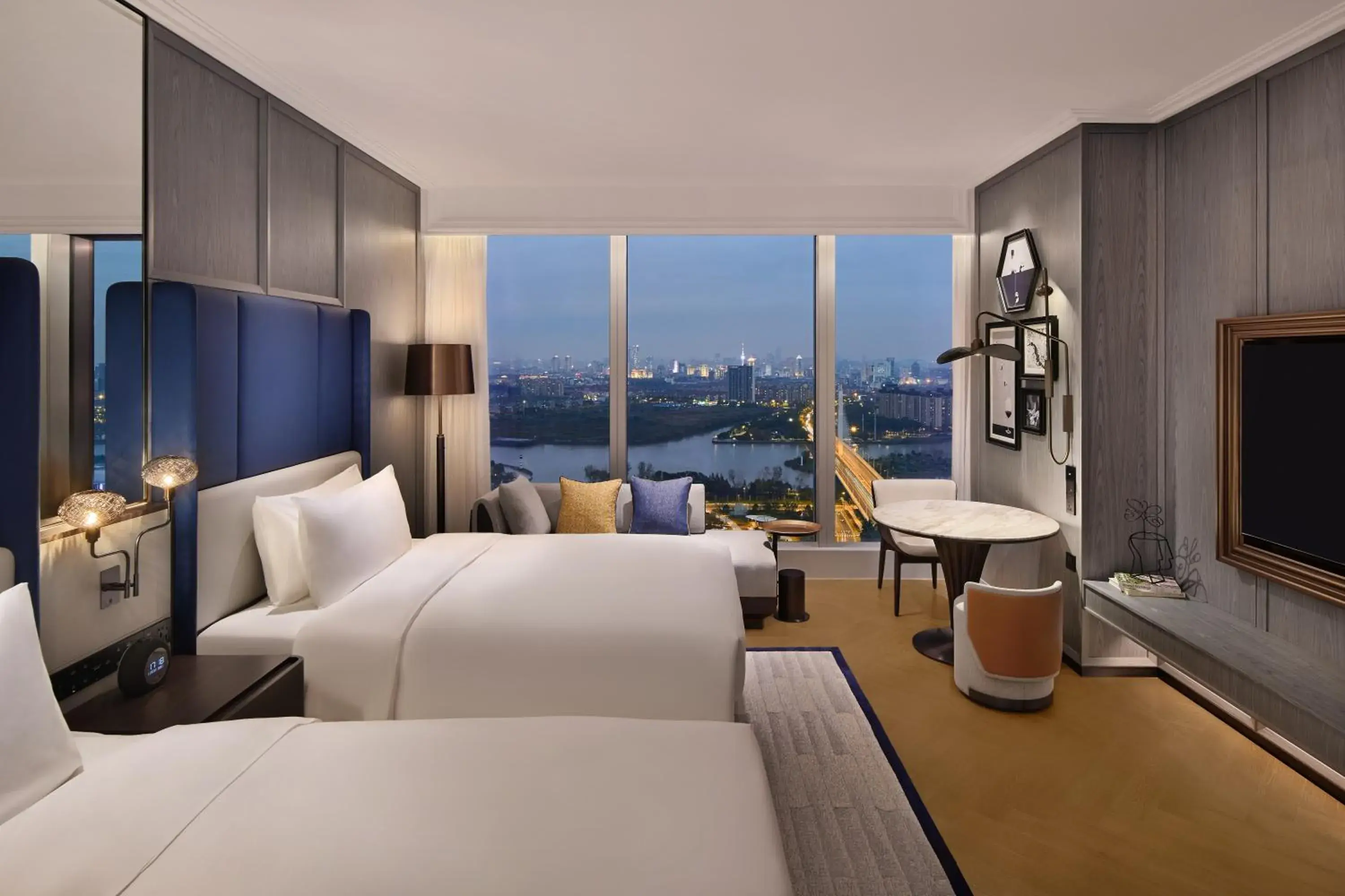 Executive Two Double Beds Room with River View in Le Meridien Nantong Executive Two Double Beds Room with River View in Le Meridien Nantong