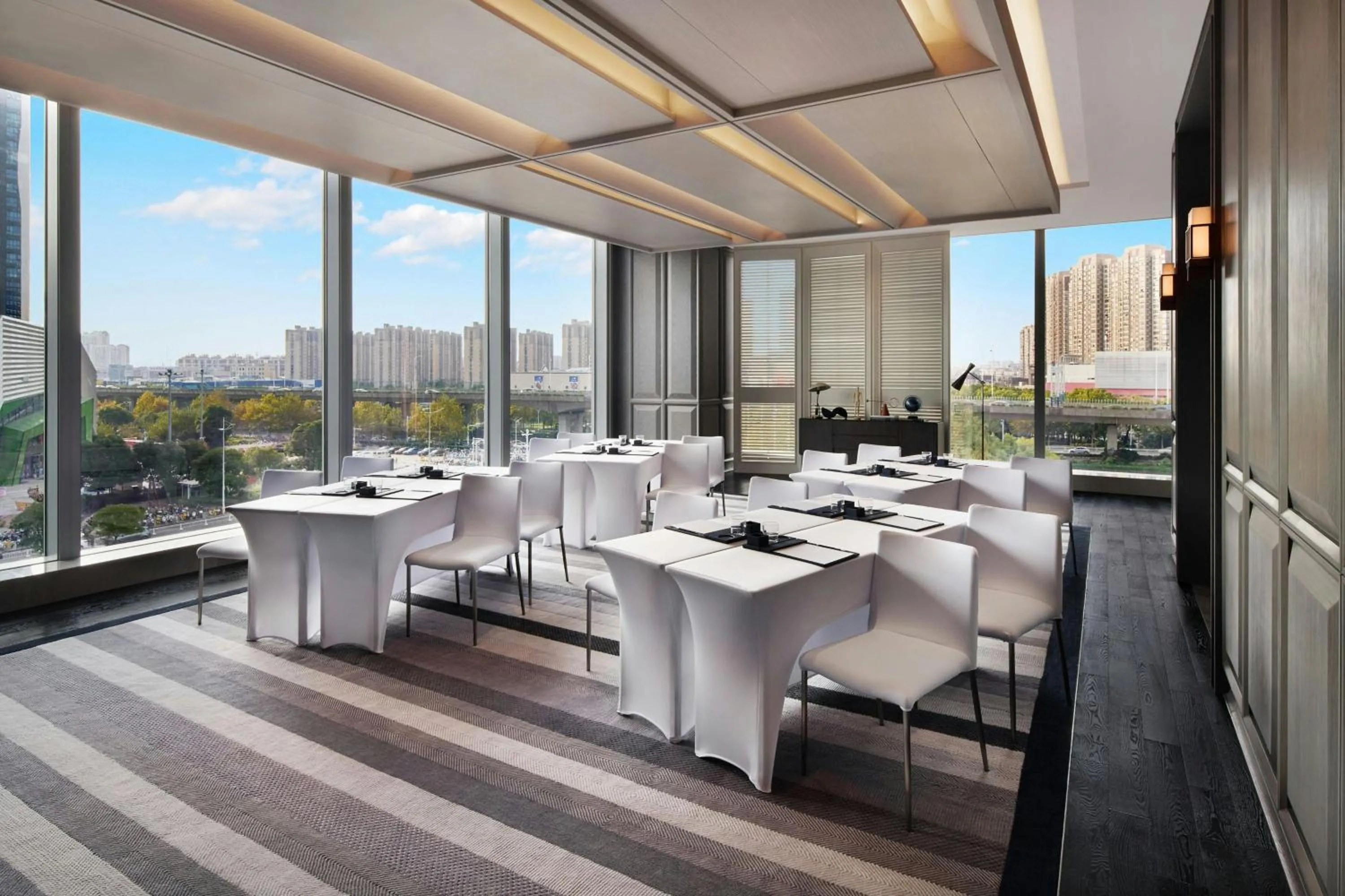 Meeting/conference room in Le Meridien Nantong