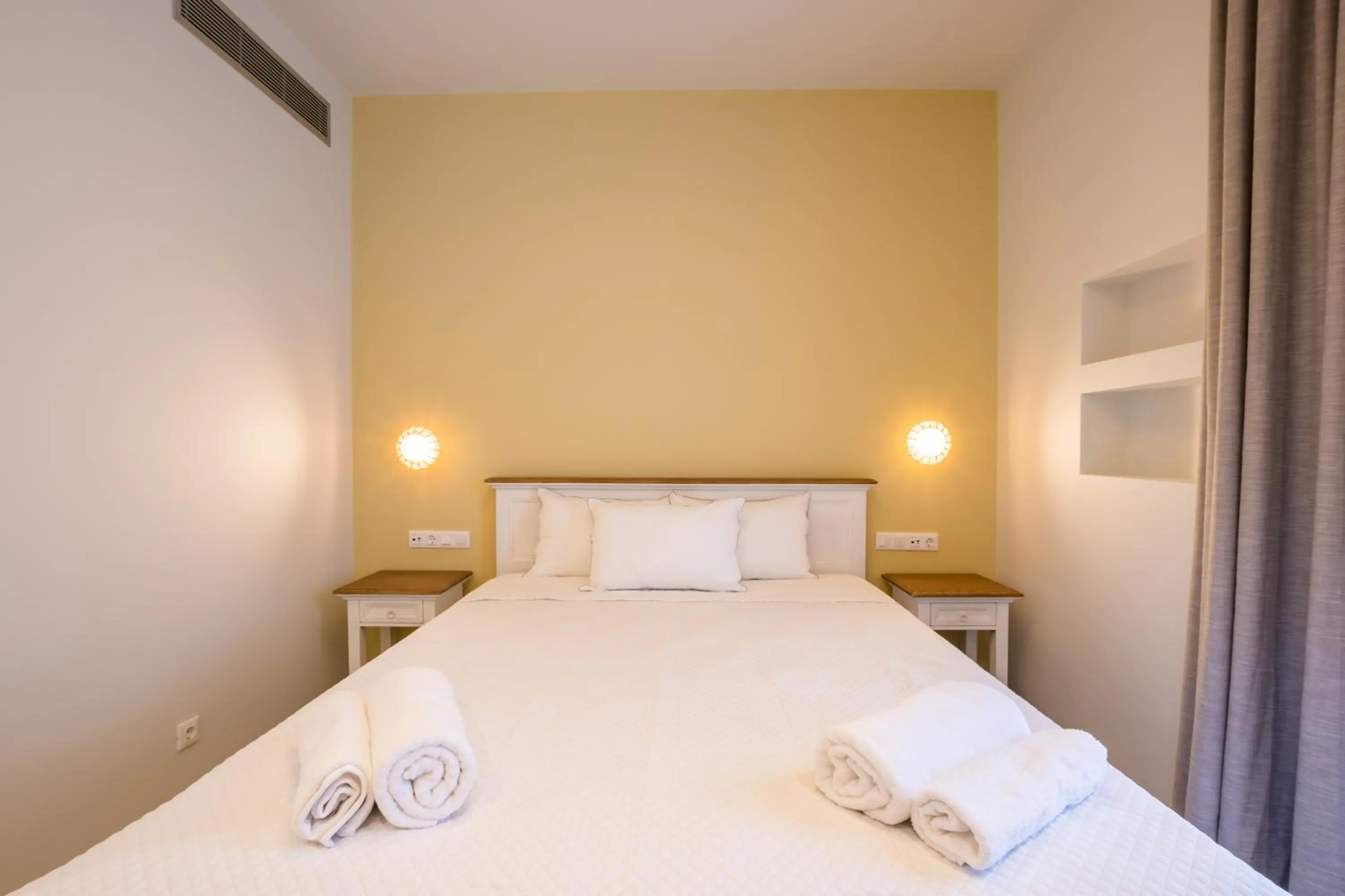 Bedroom, Bed in Onyro Villas